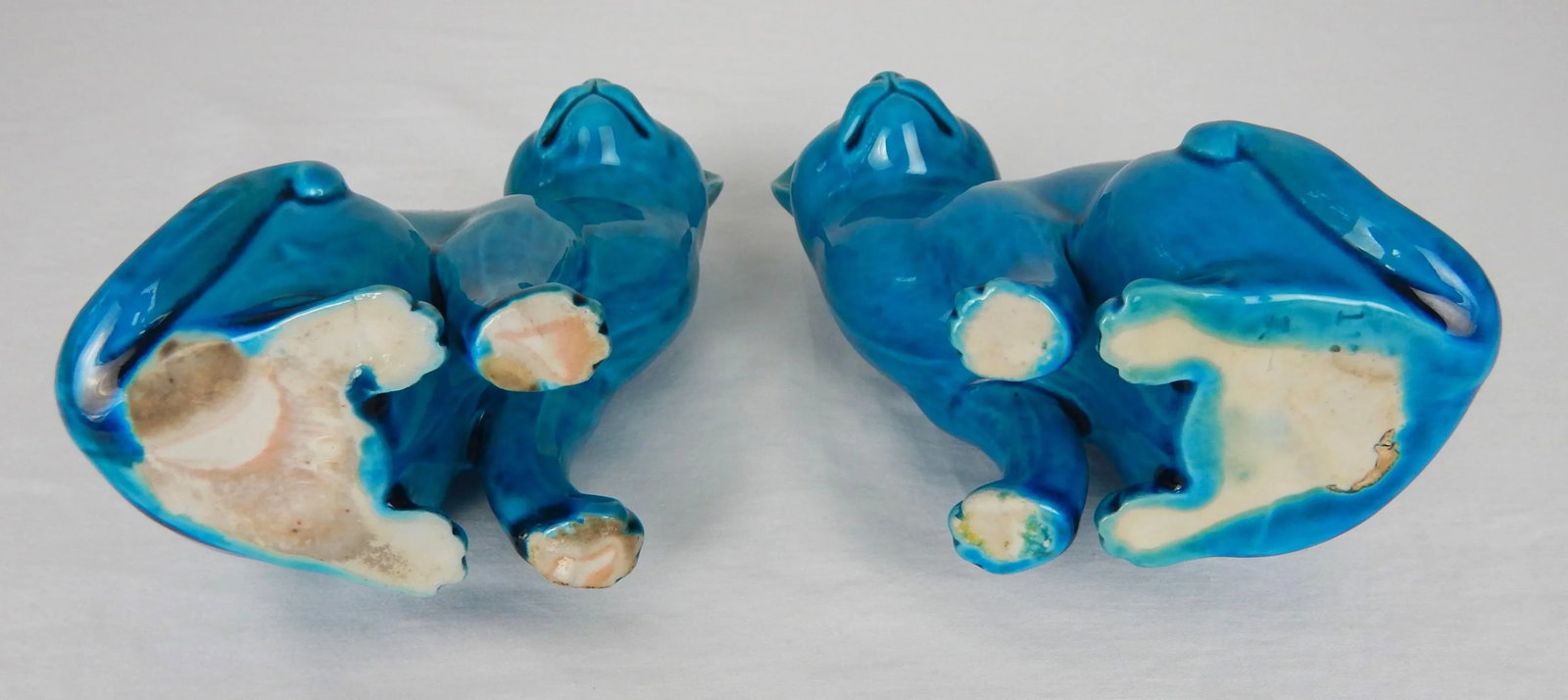 Early 20th Century Chinese Export Turquoise Blue Cat Figures, a Pair - 11