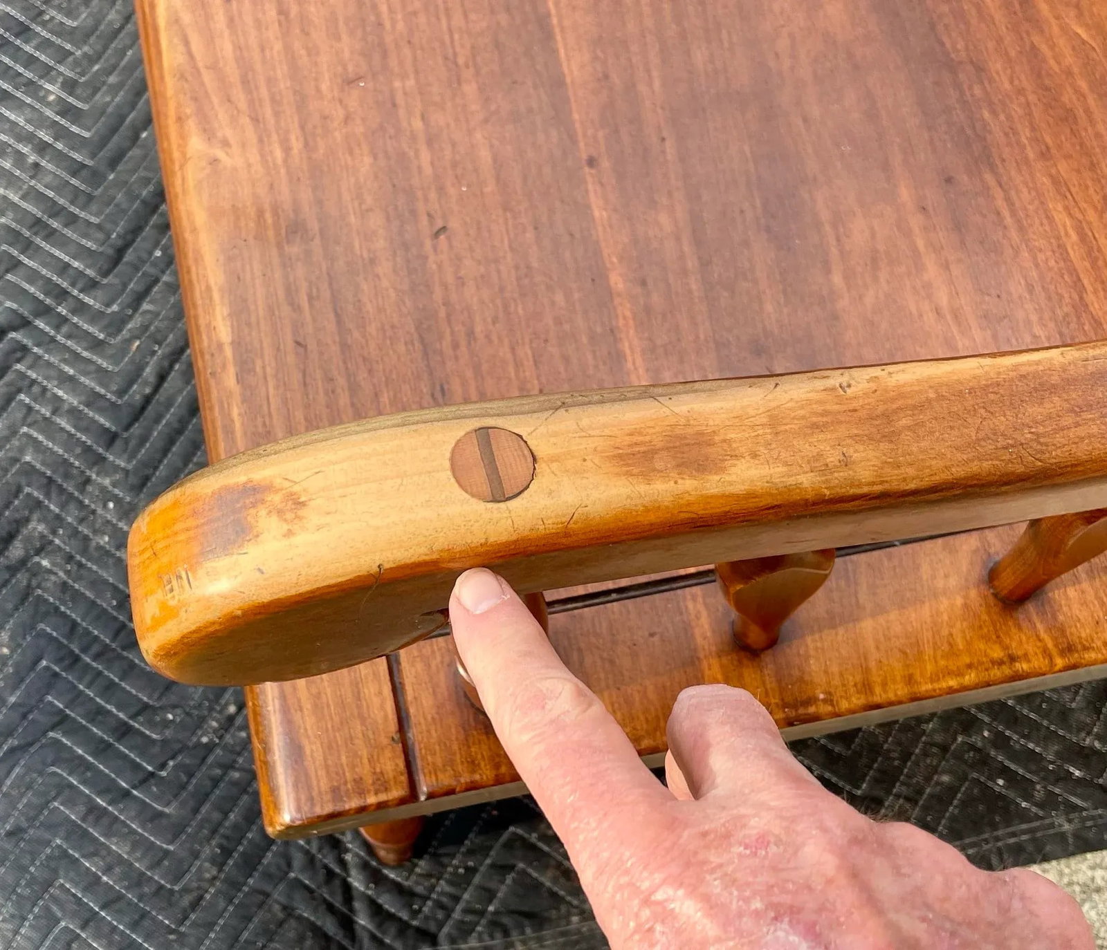 Mid 20th Century Fredrick Duckloe Half-Arrow Back Deacon's Bench - 10