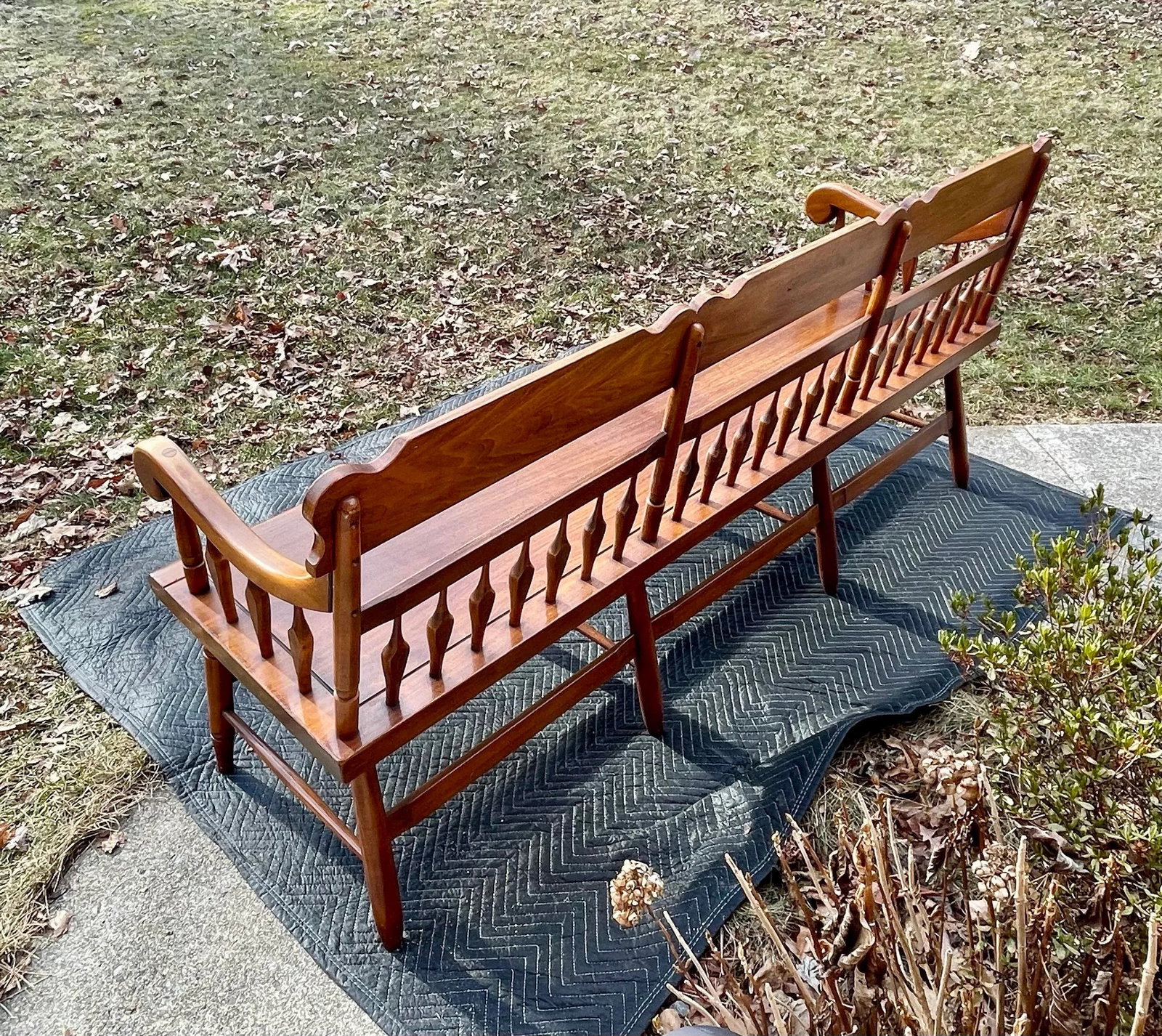 Mid 20th Century Fredrick Duckloe Half-Arrow Back Deacon's Bench - 4