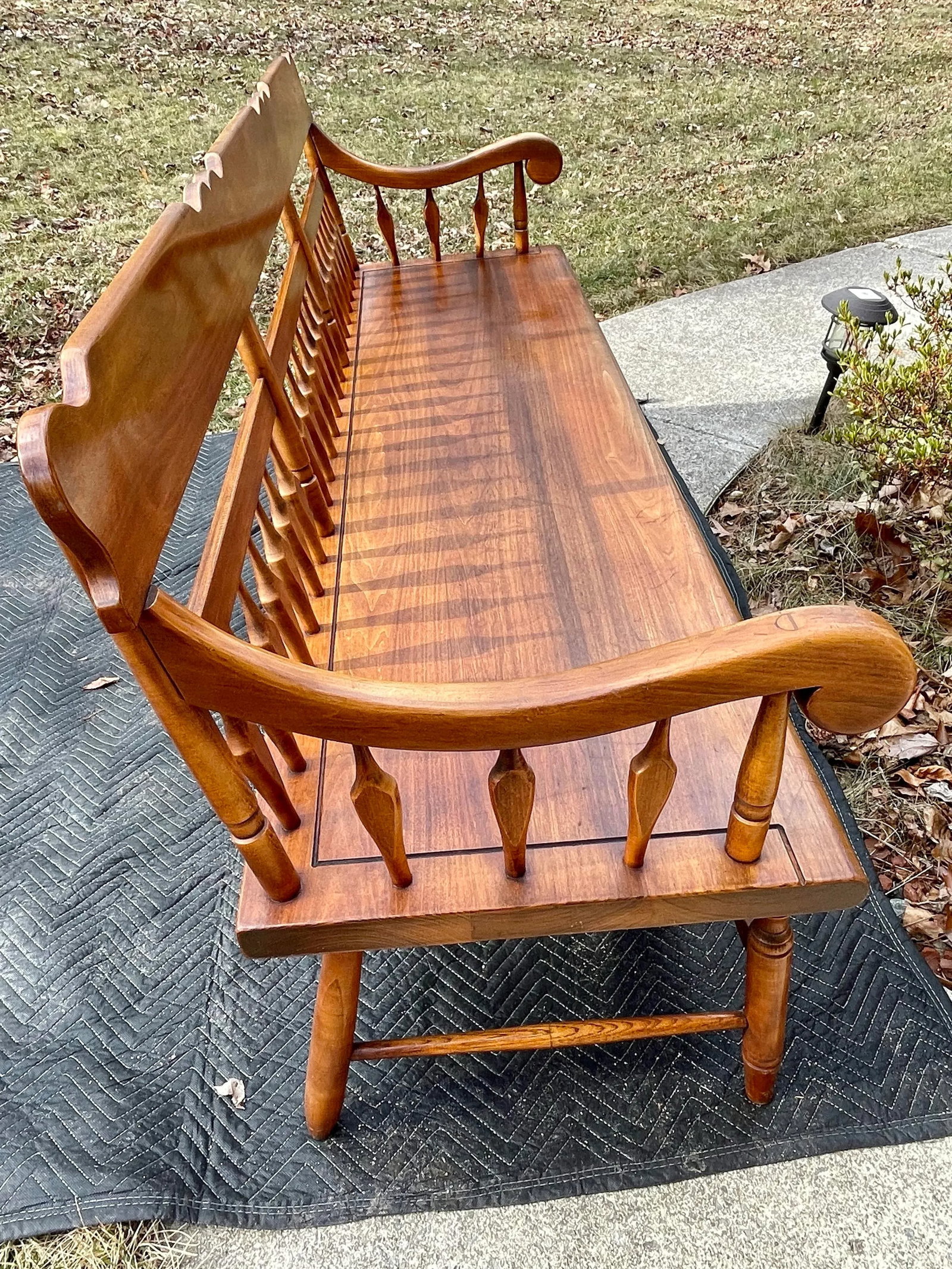 Mid 20th Century Fredrick Duckloe Half-Arrow Back Deacon's Bench - 6