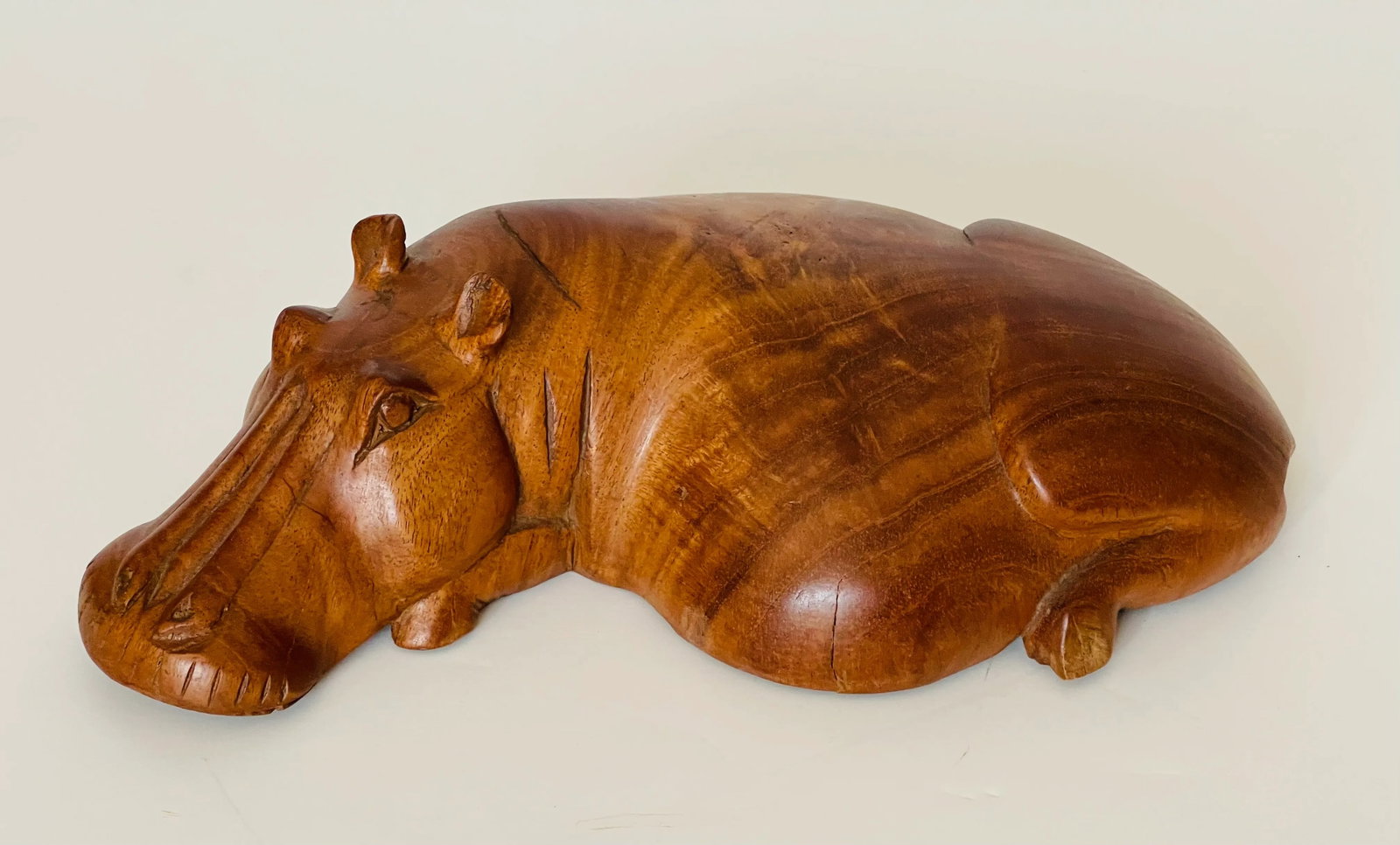 1960s Tropical Wood Handcarved Resting Hilo Sculpture - 3