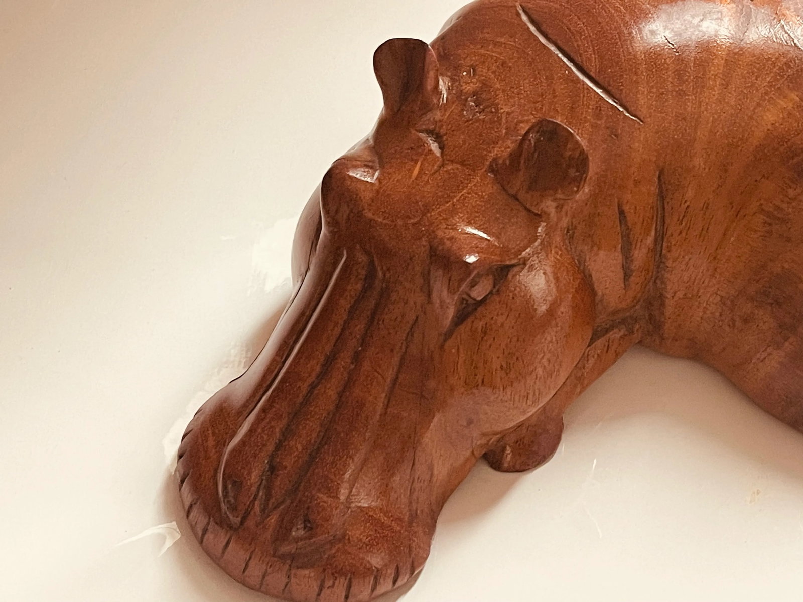 1960s Tropical Wood Handcarved Resting Hilo Sculpture - 5