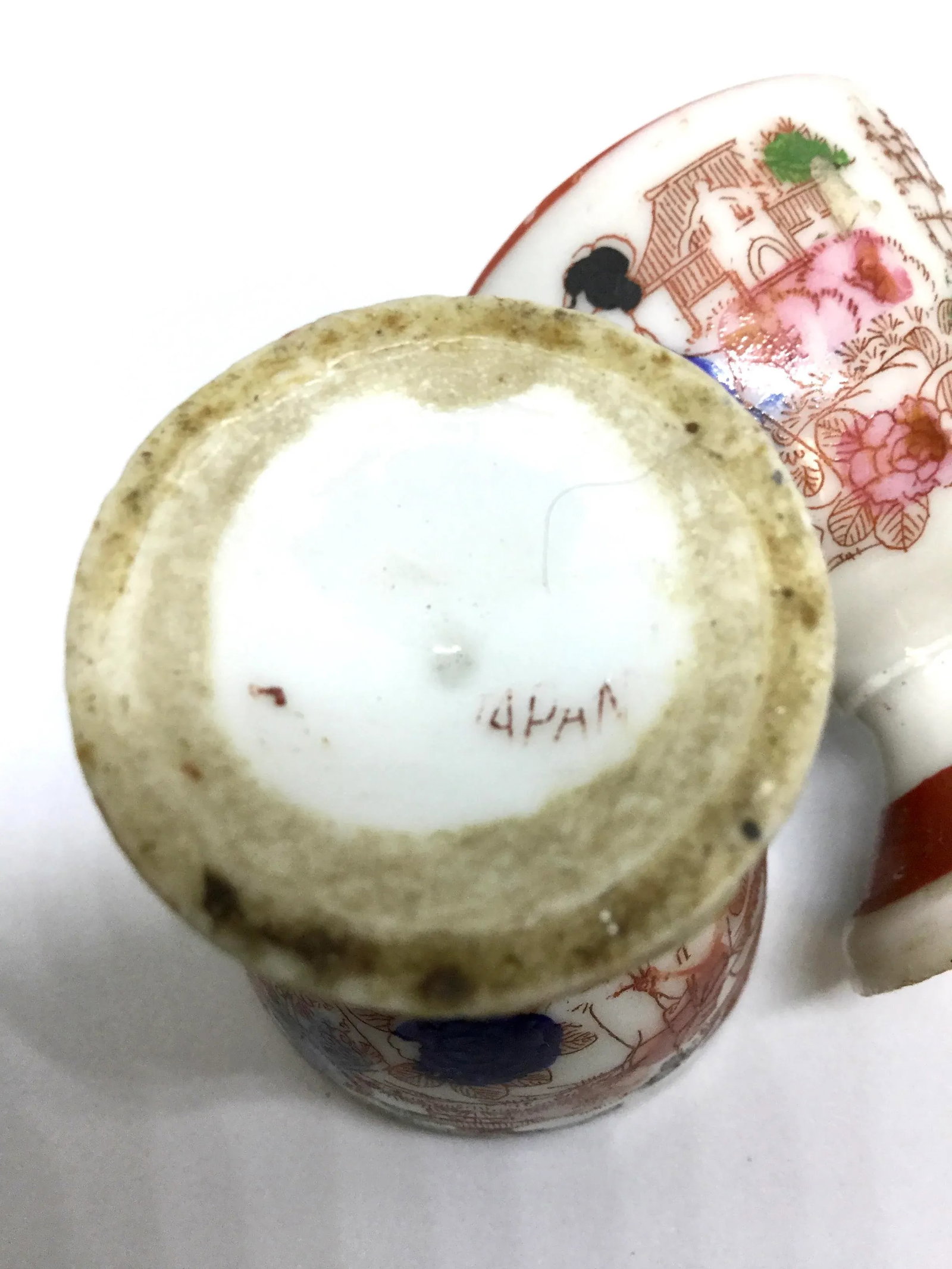 Late 19th Century Polychrome Japanese Meiji Period Kutani Sake Cups a - a Pair - 8