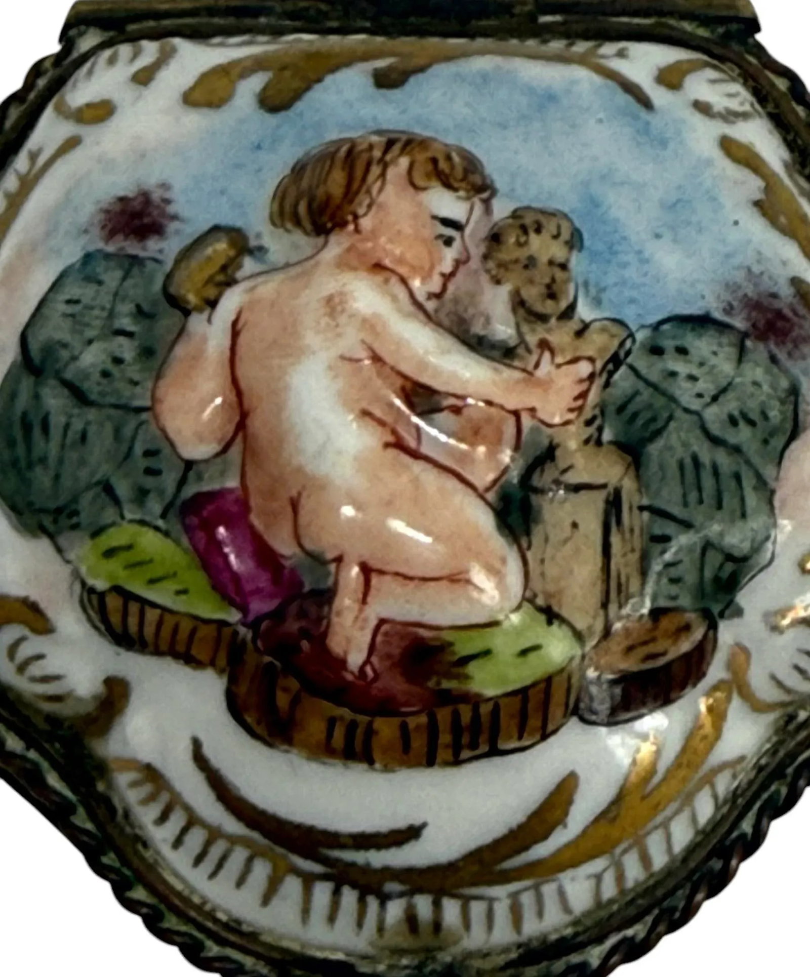 Late 19th Century Capodimonte Porcelain Hand-Painted Pentagon Shape Trinket Box - 2