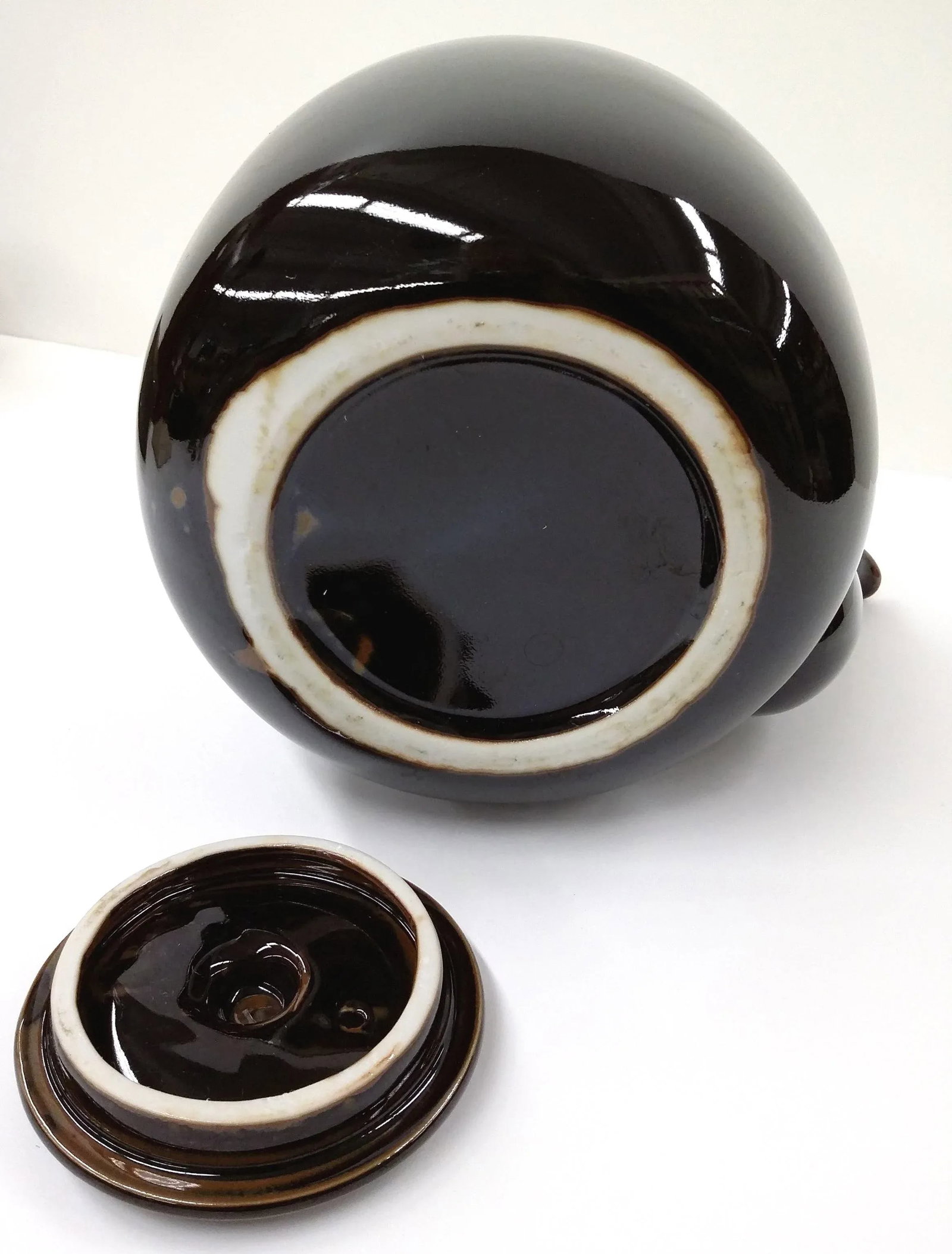 Hand Thrown Artist Glazed Teapot - 4