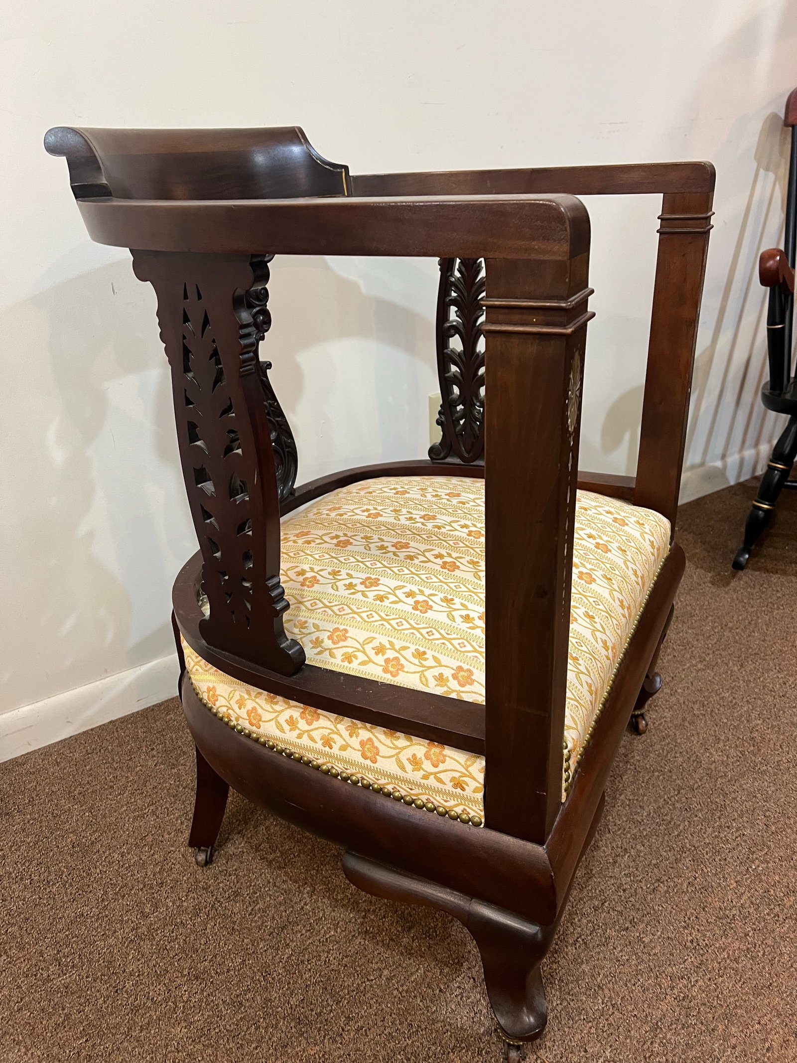 Chinese Mother of Pearl and Brass Inlay 19th Century Chair - 12