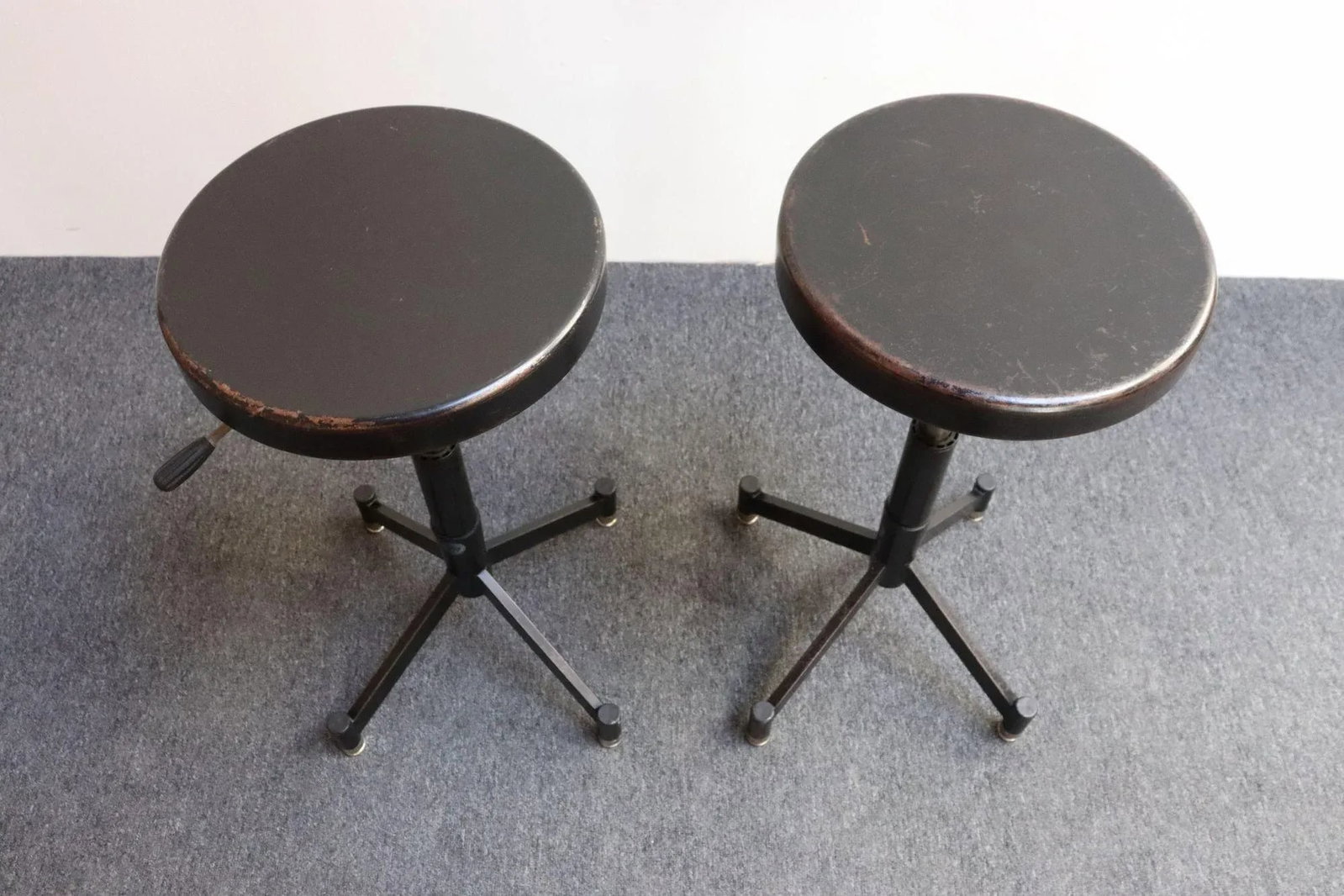 Pair of Vintage Adjustable Pose or Task Stools With Swivel Seats by Photogenic - 4