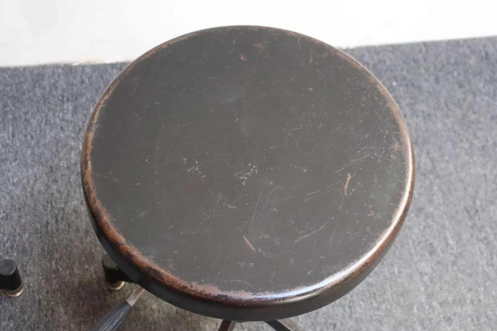 Pair of Vintage Adjustable Pose or Task Stools With Swivel Seats by Photogenic - 8