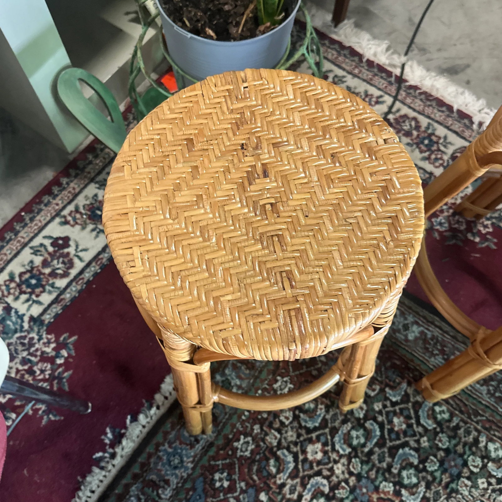 1970s Pair of Boho Woven Wicker Counter Stools - 4