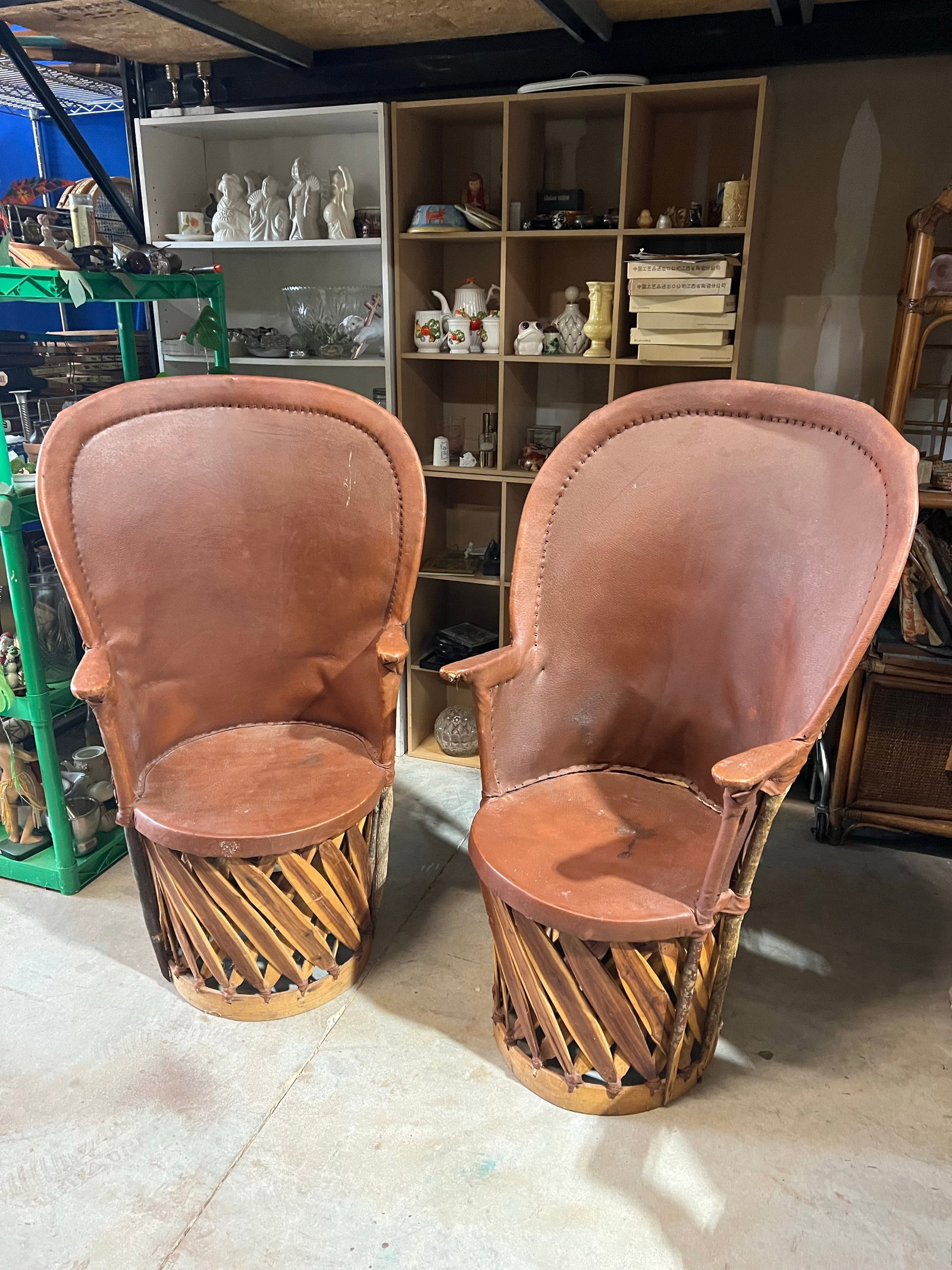 Vintage Pair of Wooden and Leather Equipale Chairs - 3
