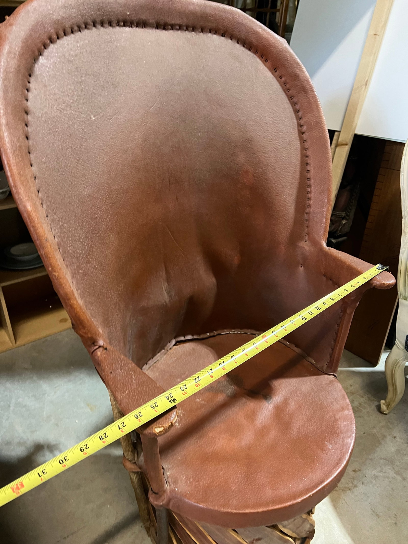 Vintage Pair of Wooden and Leather Equipale Chairs - 9