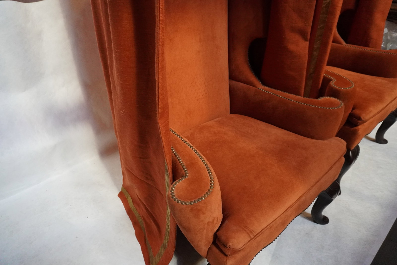 Late 20th Century Pair of Tall Baldachin Wingback King Chairs - 14