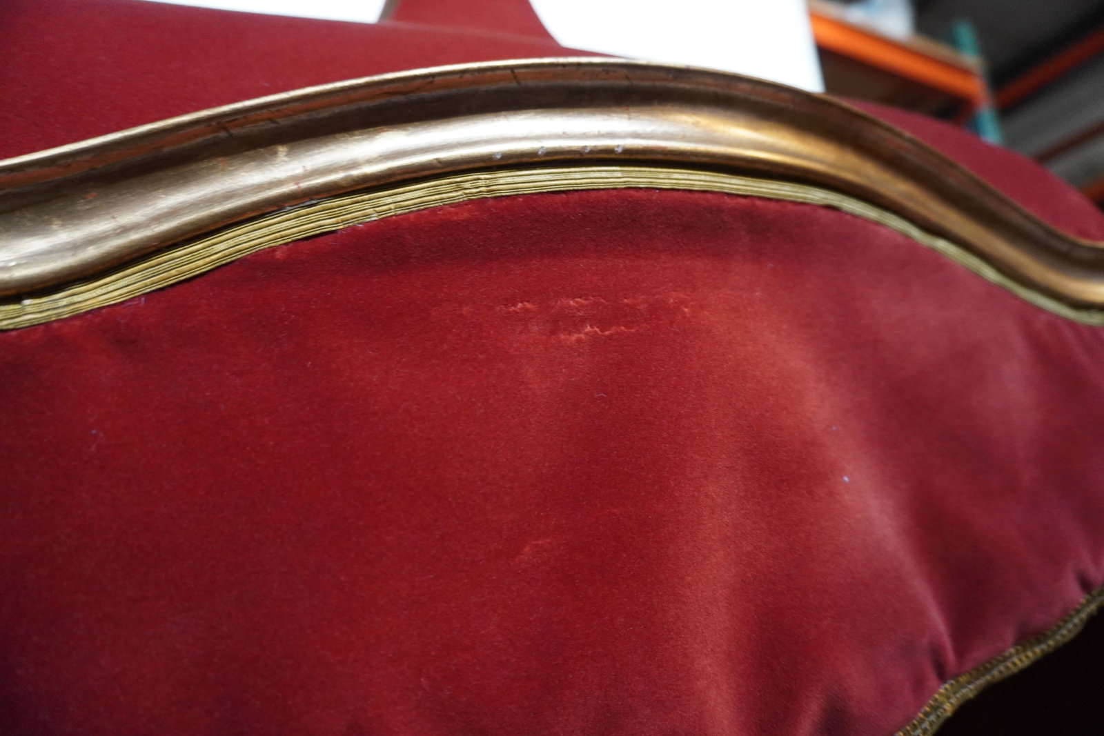 Late 20th Century Pair of Tall Baldachin Wingback King Chairs - 18