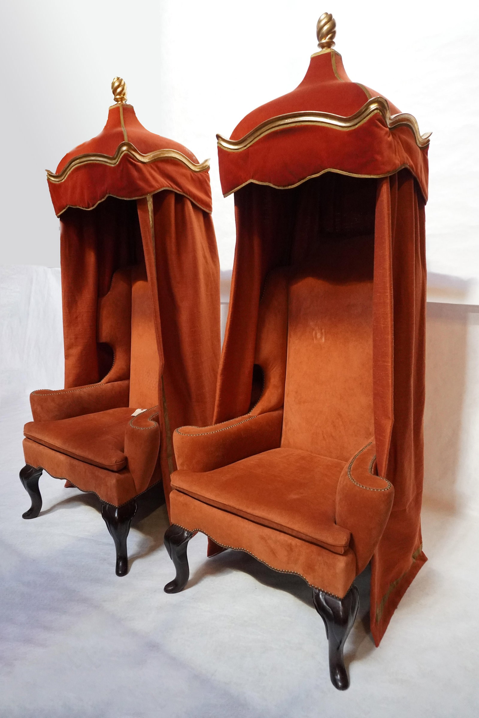 Late 20th Century Pair of Tall Baldachin Wingback King Chairs - 7