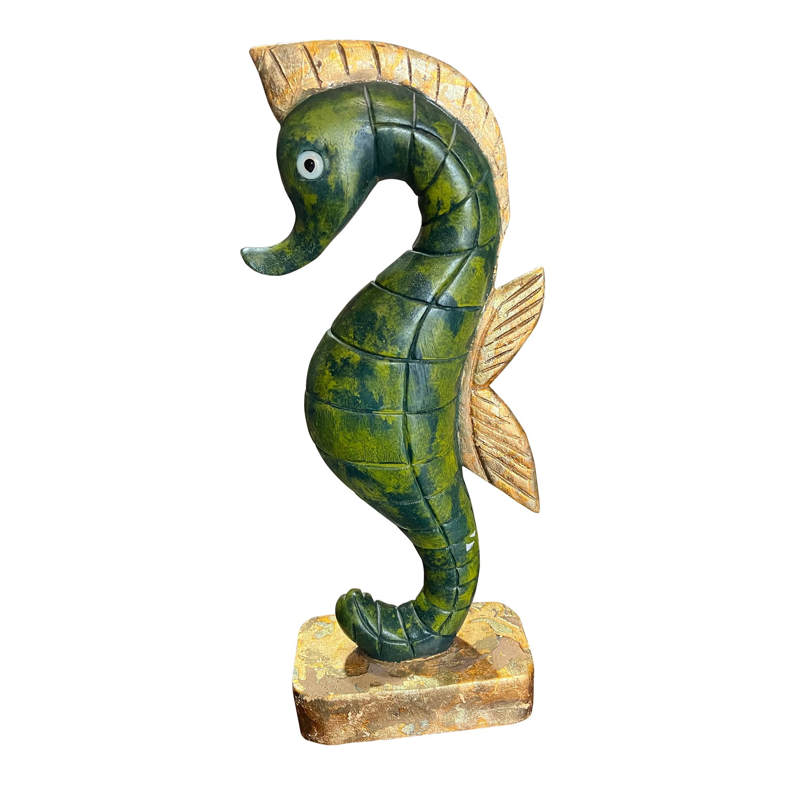 Vintage Green Tall Seahorse Sculpture: Up for consideration is a beautiful vintage green tall seahorse sculpture. This would look lovely in your home and it is a great conversation starter for your guests. This is also perfect for the