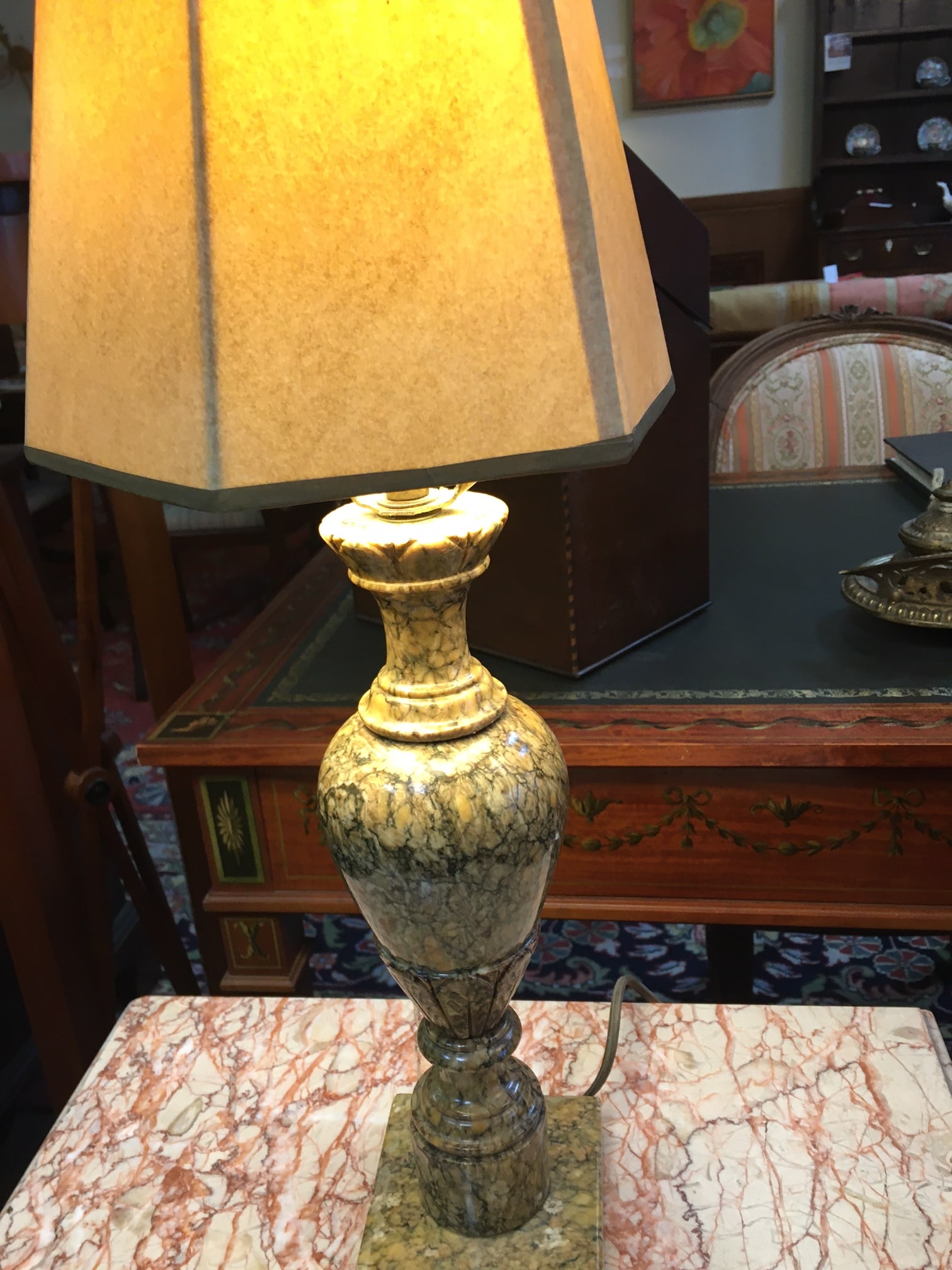 Antique Italian Polished Pink and Black Marble Petite Table Lamp Pair - 3
