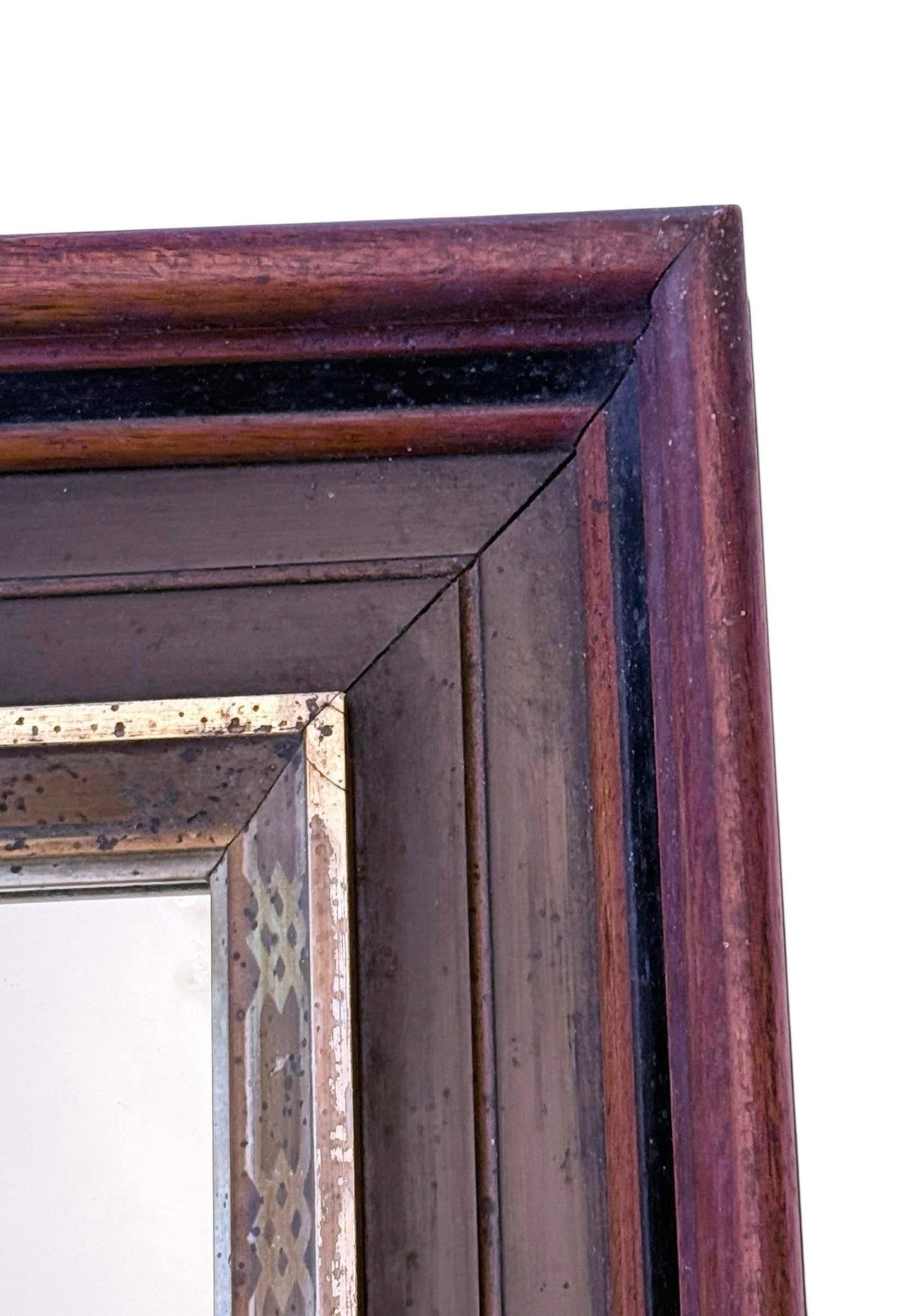Early 20th-Century American Walnut Mirror With Gold-Gilt Frame - 4