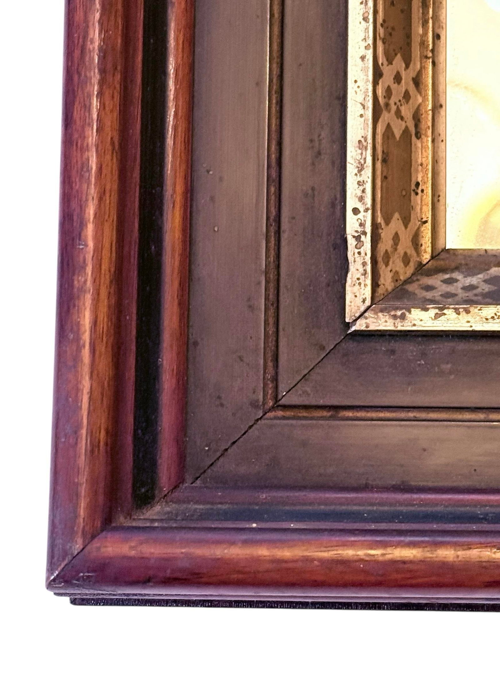 Early 20th-Century American Walnut Mirror With Gold-Gilt Frame - 5