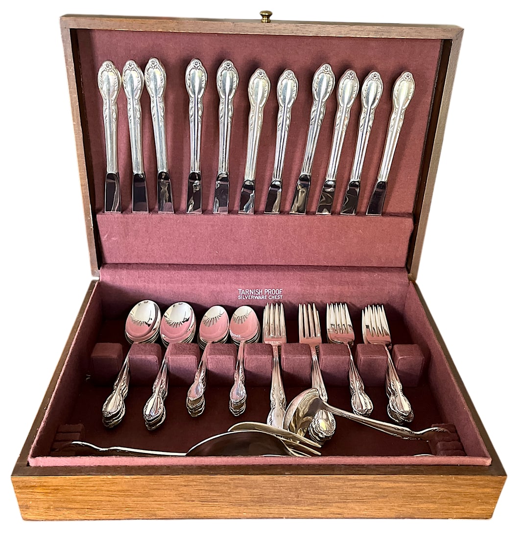 Vintage Rogers "Royal Manor" Silver Plate Flatware Service for 10 to 12 - 62 Pieces - 3