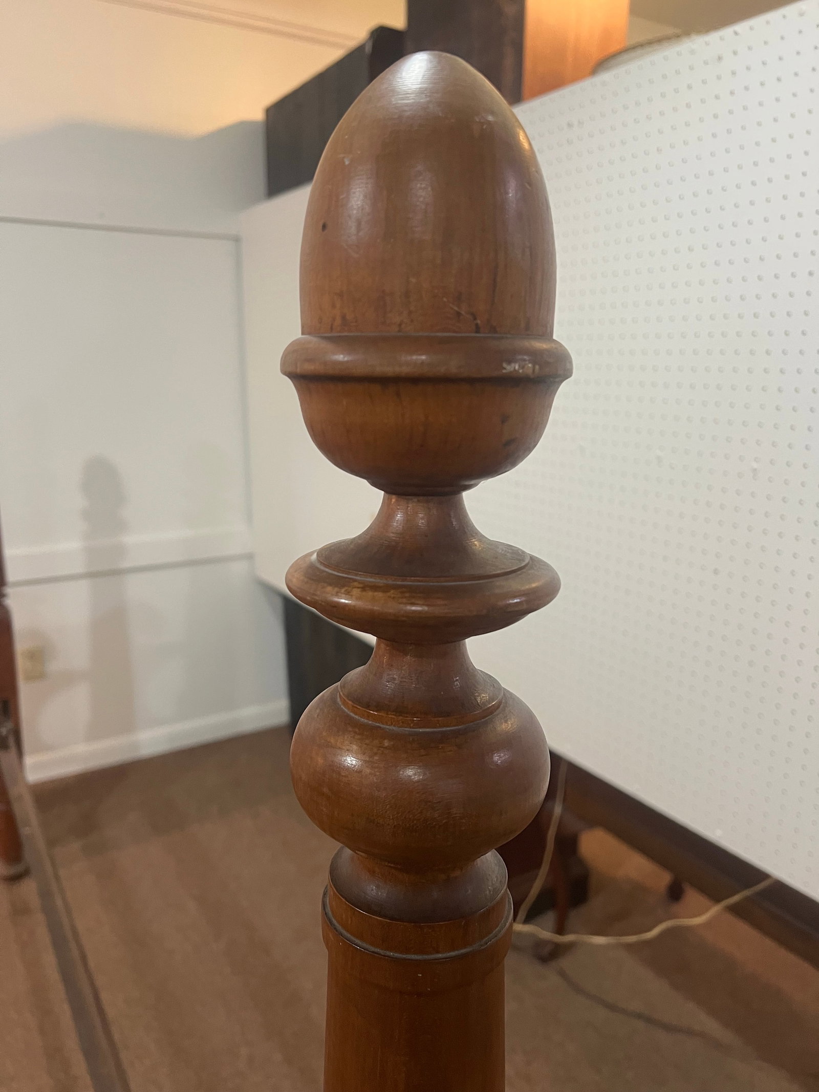 Tiger Maple Colonial Virginia Acorn Full Bed Frame 1800's - 12