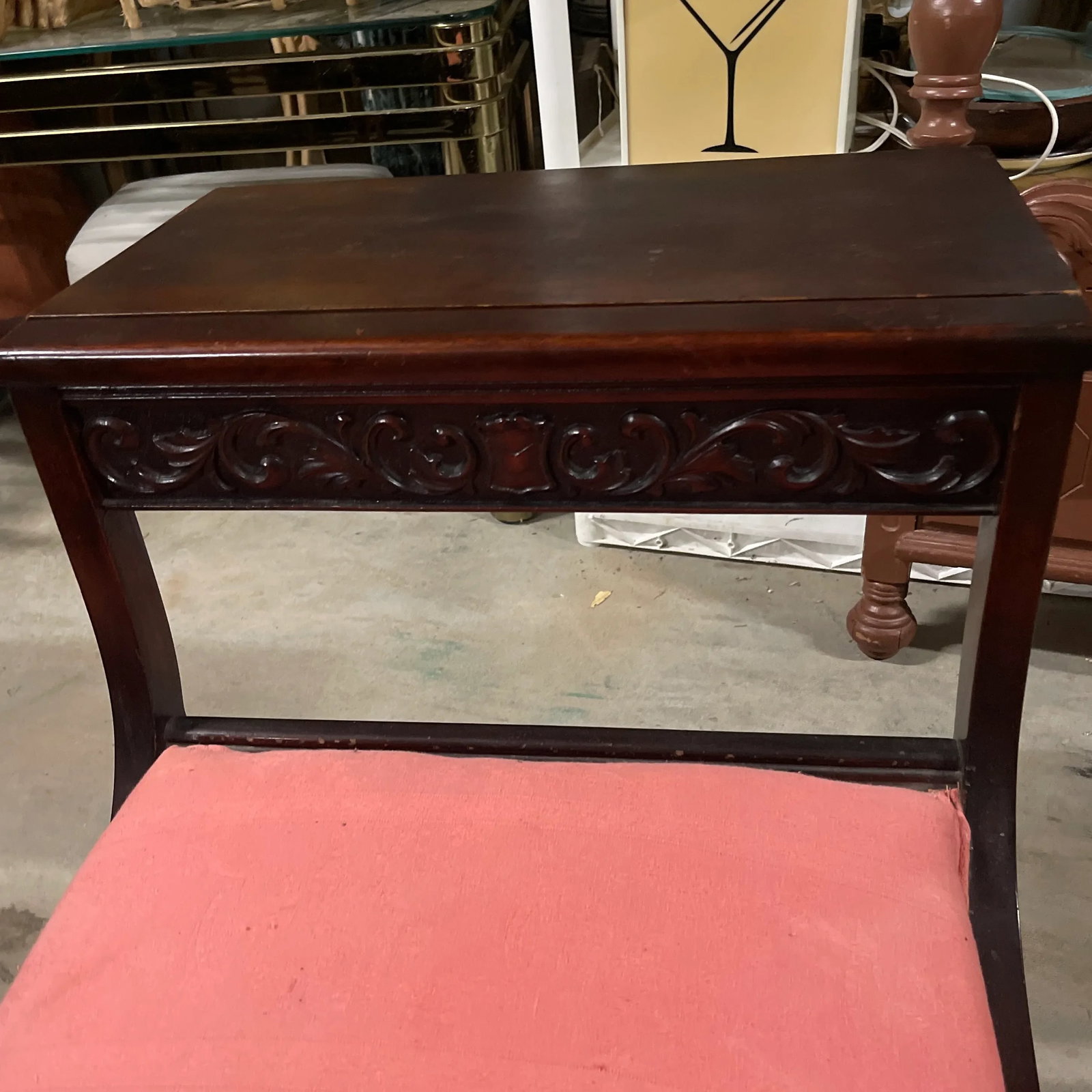 Late 19th Century Vintage Victorian Gossip Chair - 4