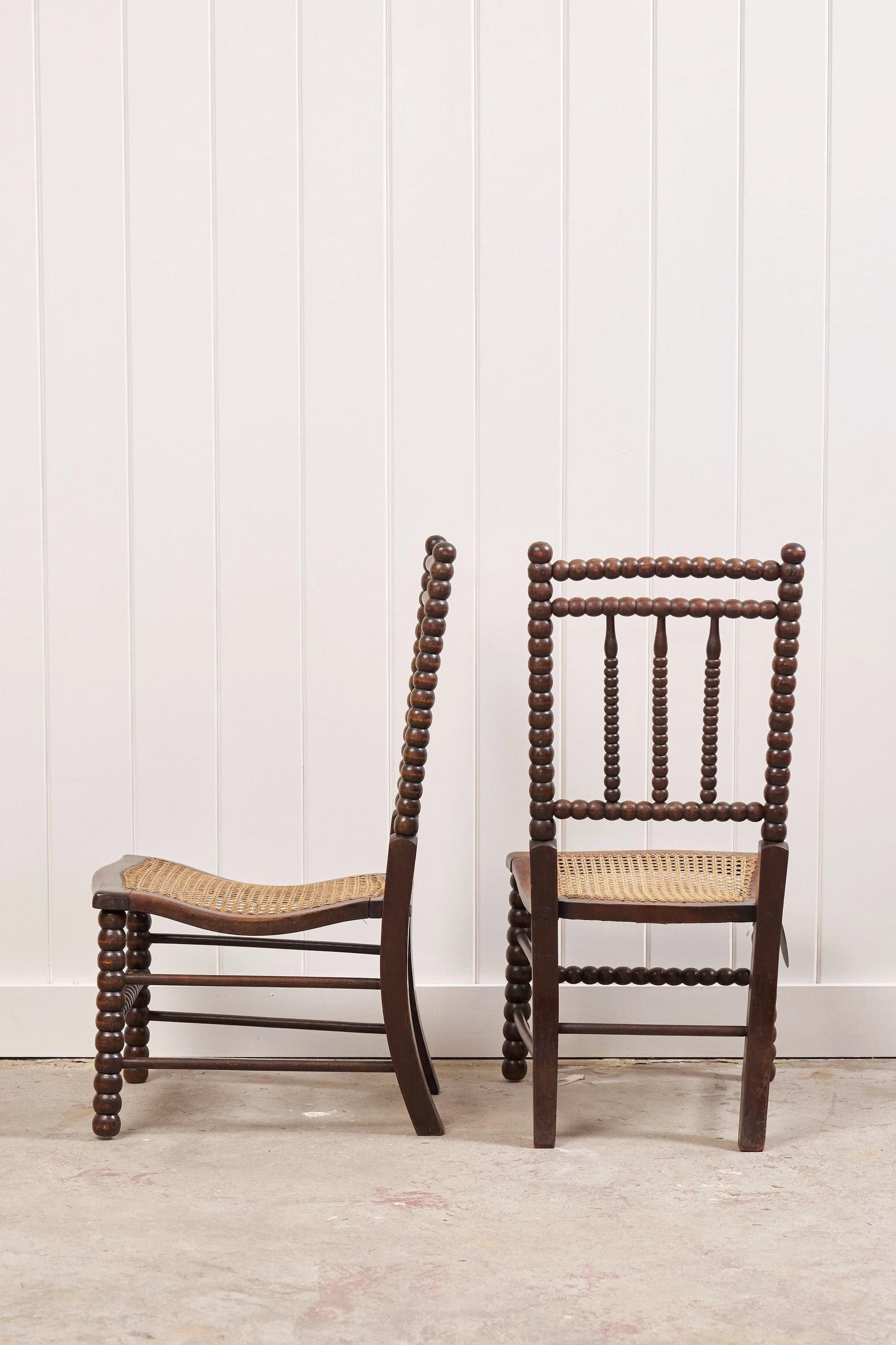 Late 19th Century Pair of Victorian Bobbin Turned Children Chairs - 2