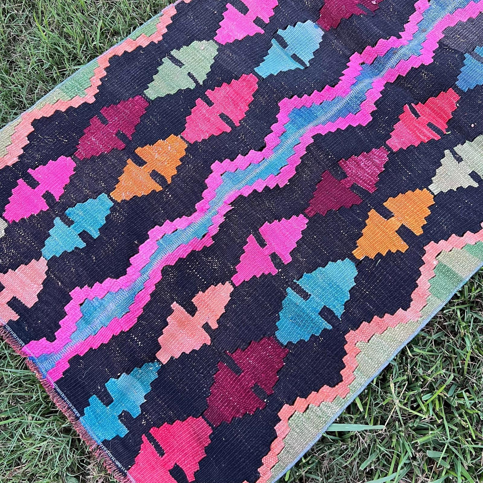 1940s Vintage Diamond Pattern Bright Colors Flatweave Kilim Rug - 2