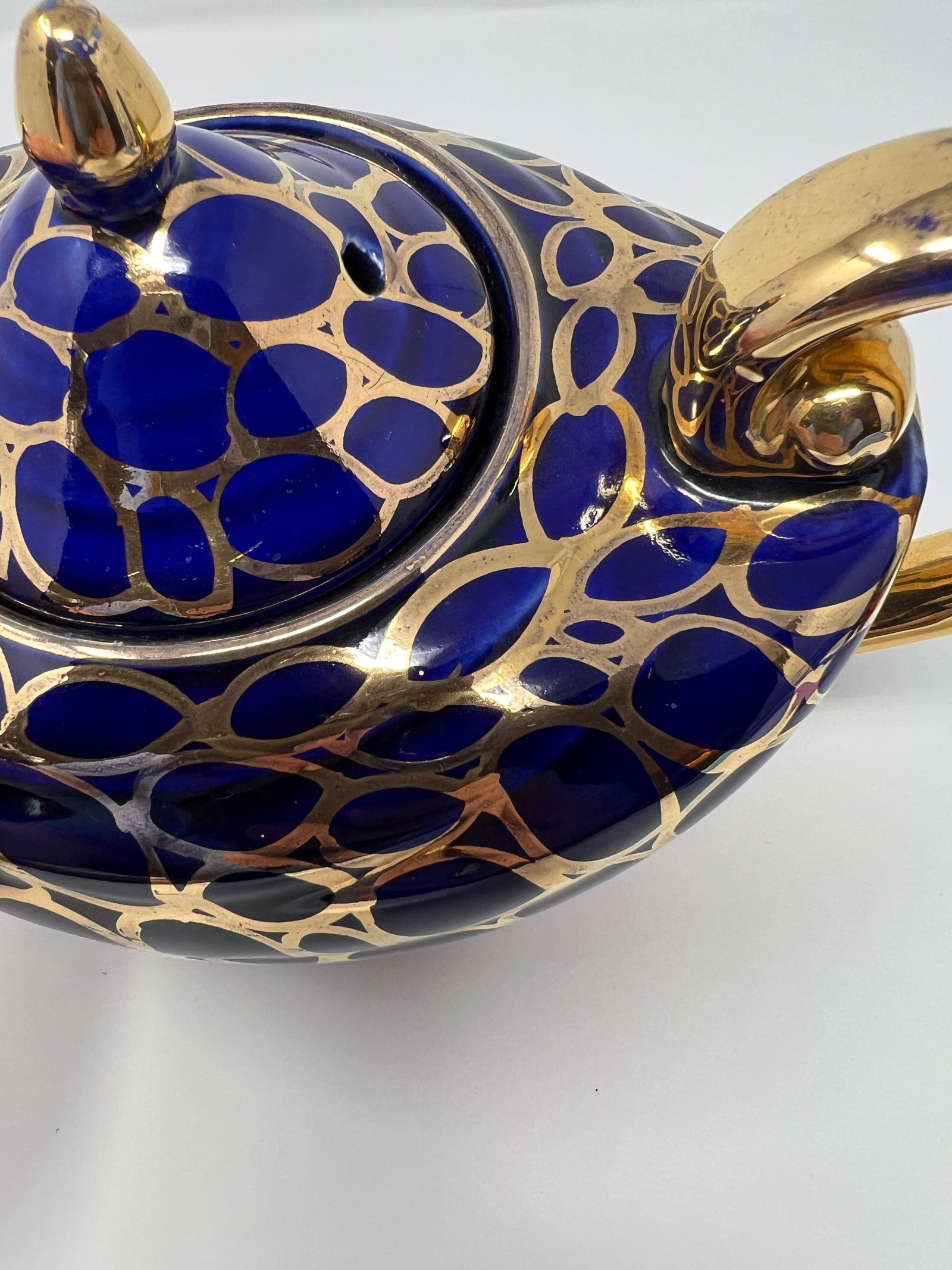 Vintage English "Aladdin" Cobalt Blue & Gilt Teapot, Mid-Century - 11
