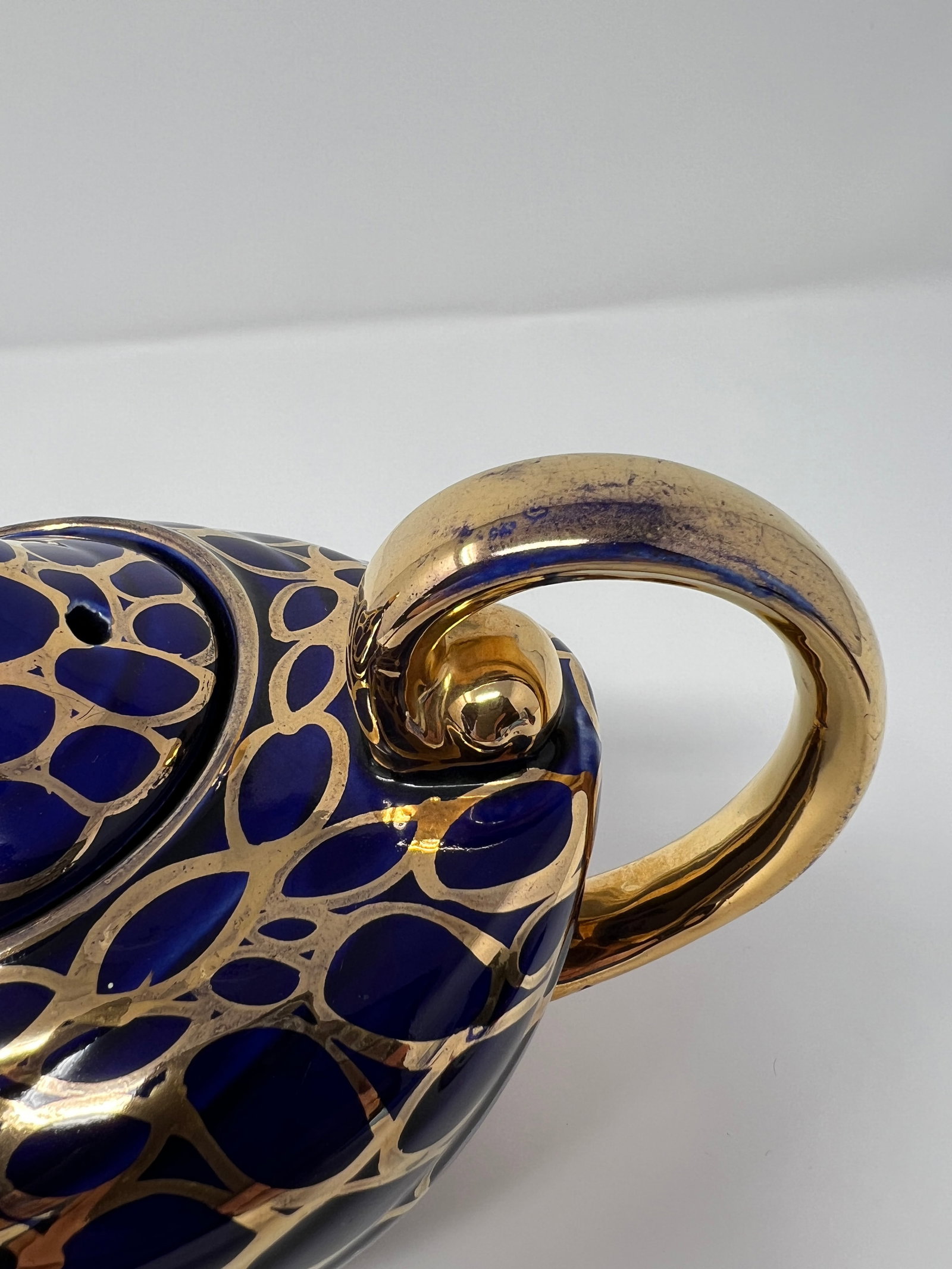 Vintage English "Aladdin" Cobalt Blue & Gilt Teapot, Mid-Century - 12