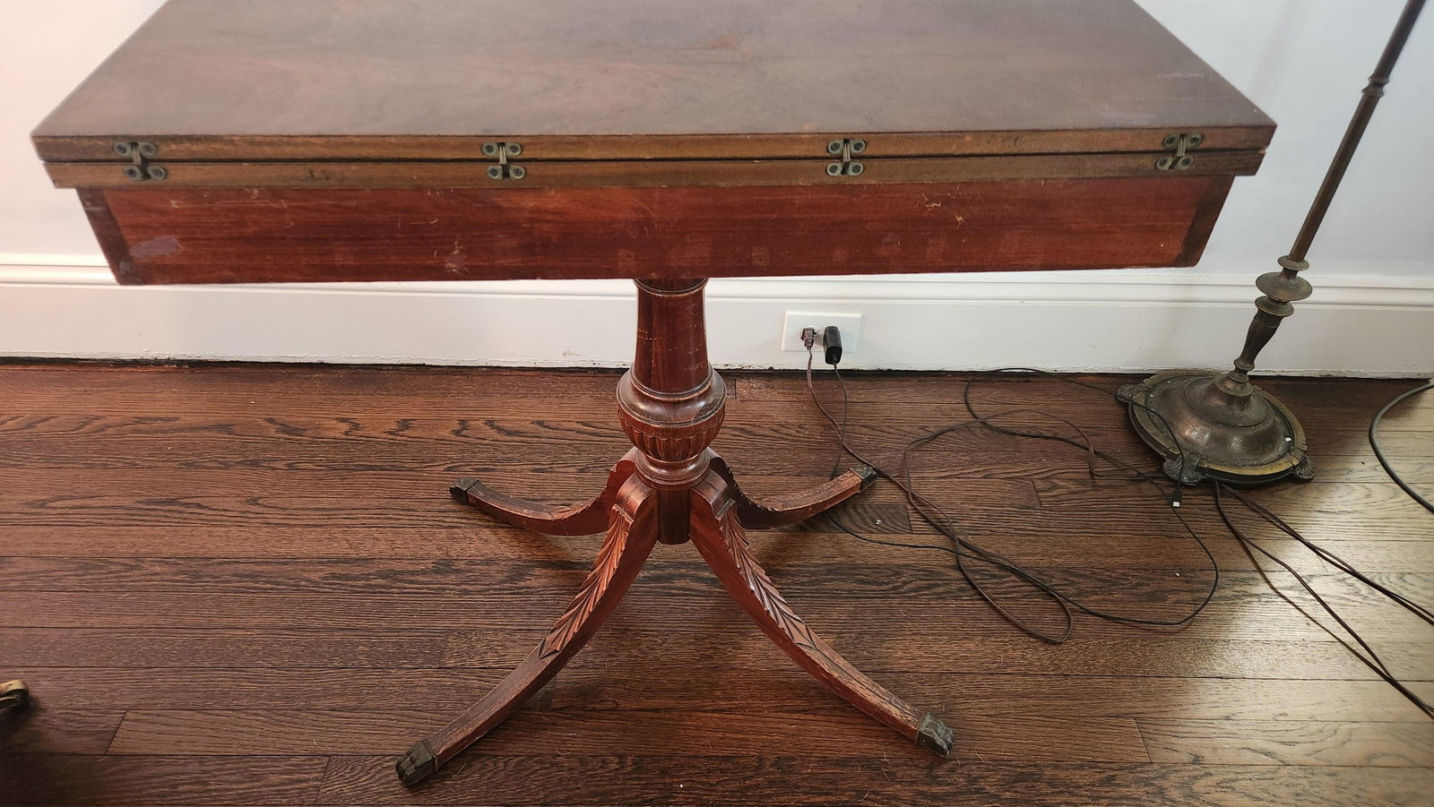 Antique Mahogany Entrance Table Convertible Game Table With Drawer & Carved Pedestal Base - 9