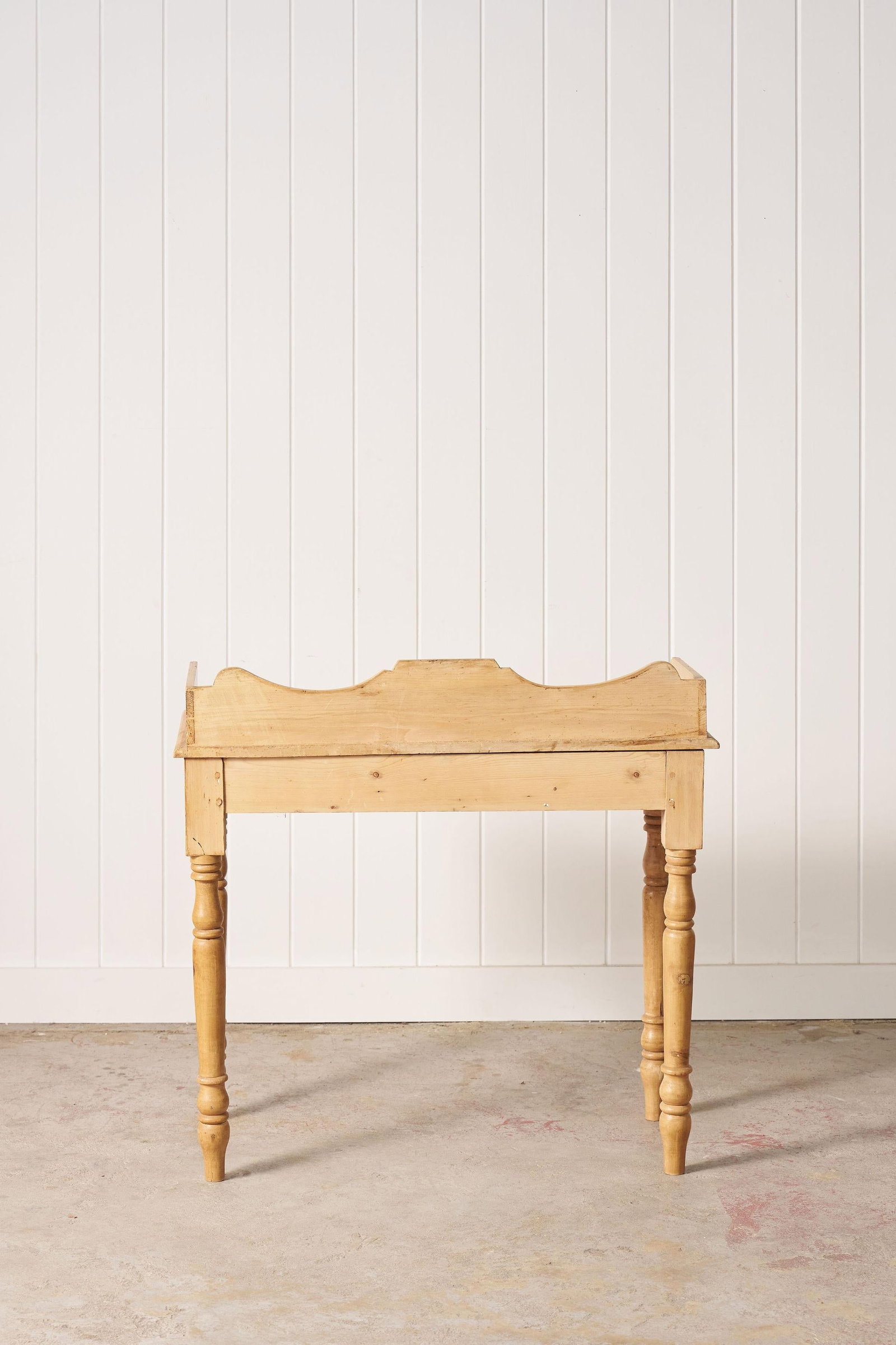 19th Century English Pine Wash Stand / Desk - 13