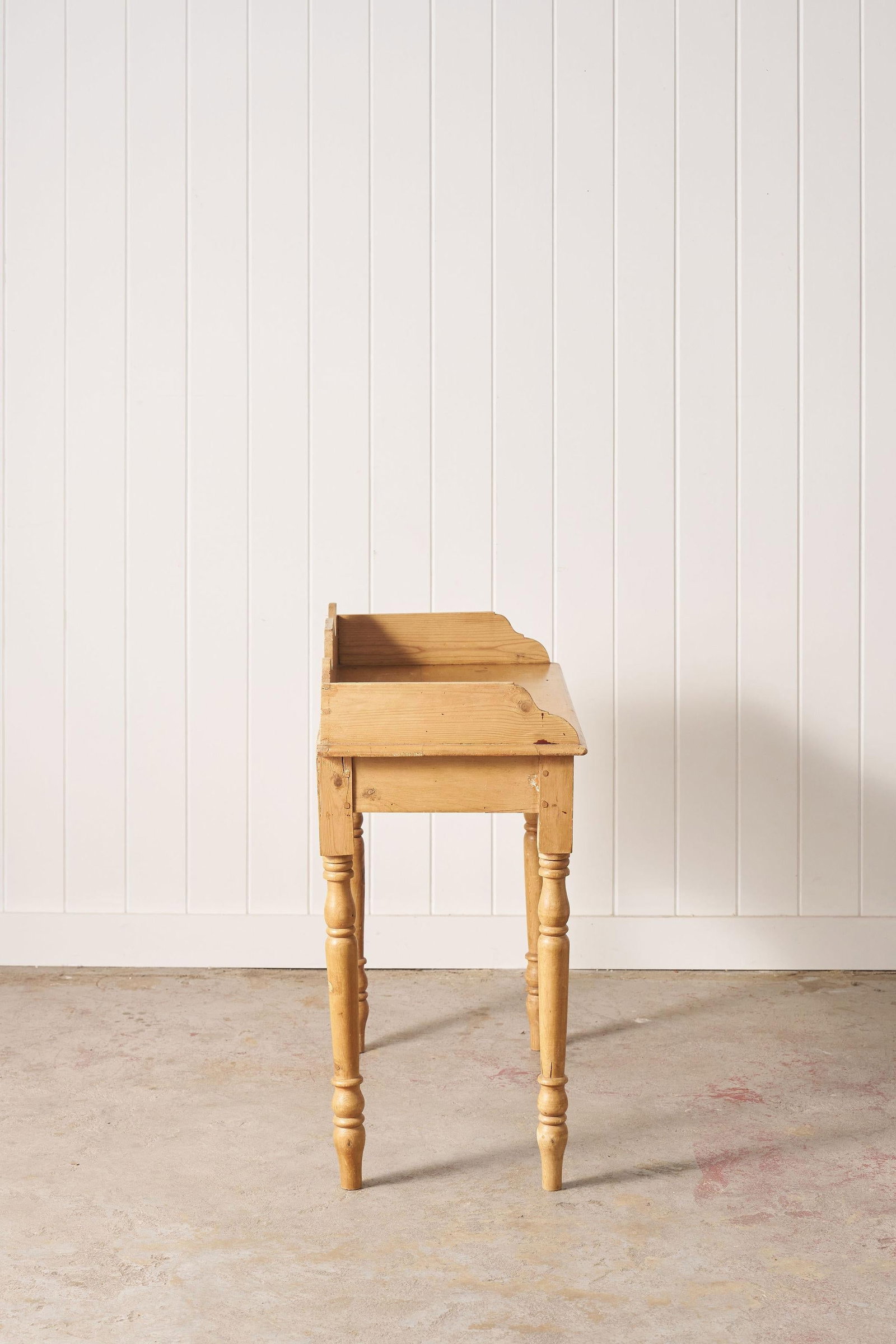 19th Century English Pine Wash Stand / Desk - 5