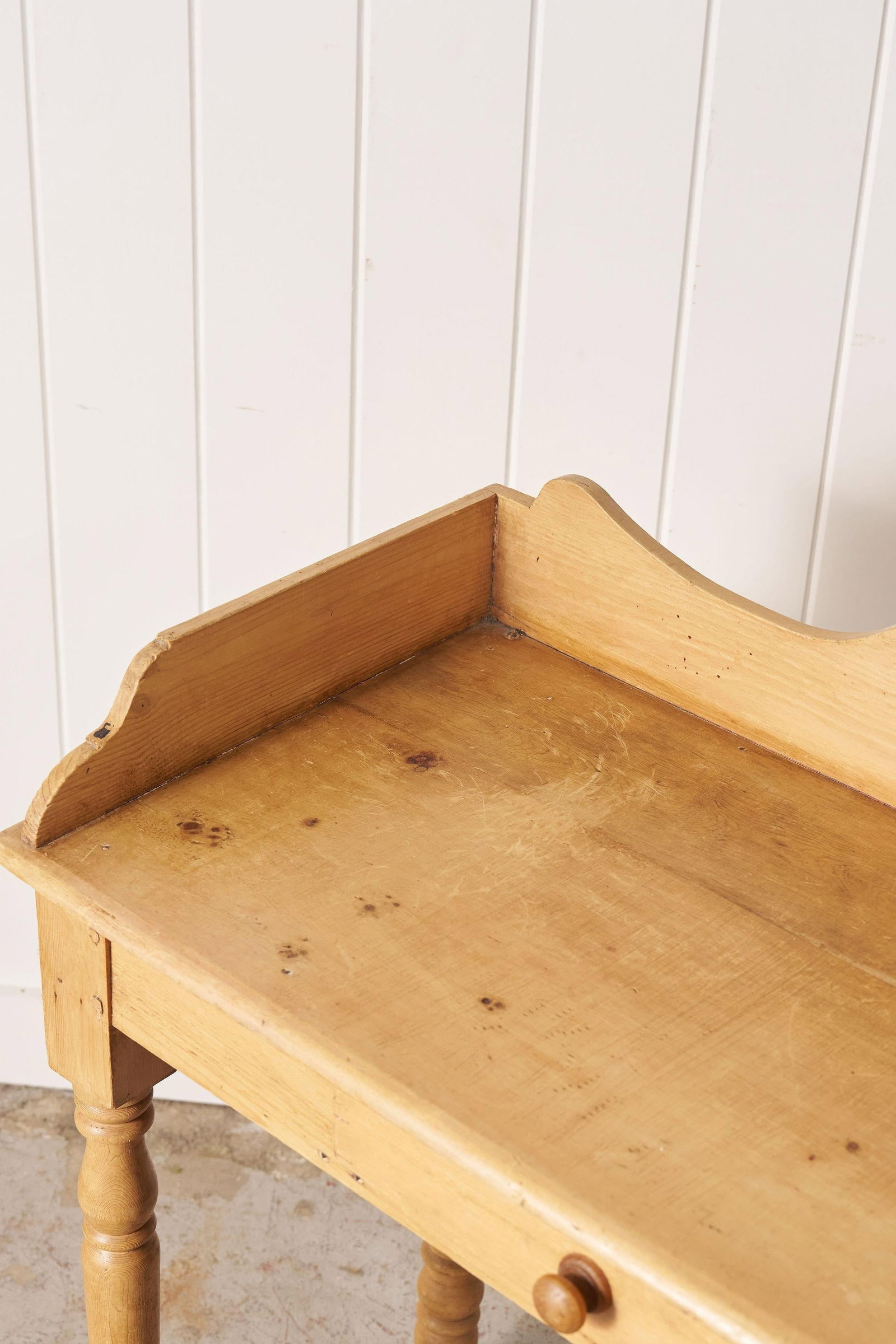 19th Century English Pine Wash Stand / Desk - 9