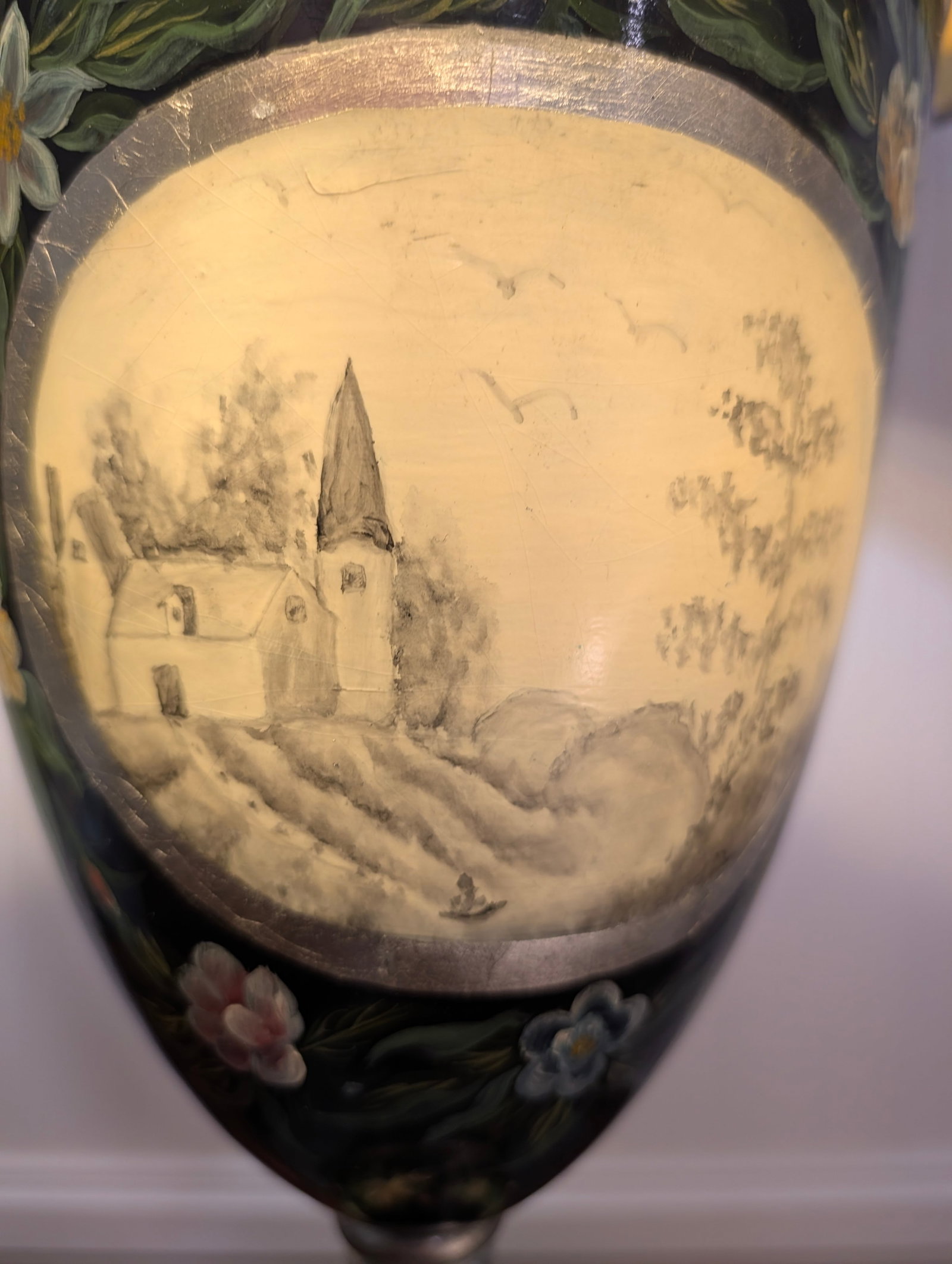 Large Vintage Hand-Painted Chinoiserie Black Lacquer Urn Table Lamp - 4