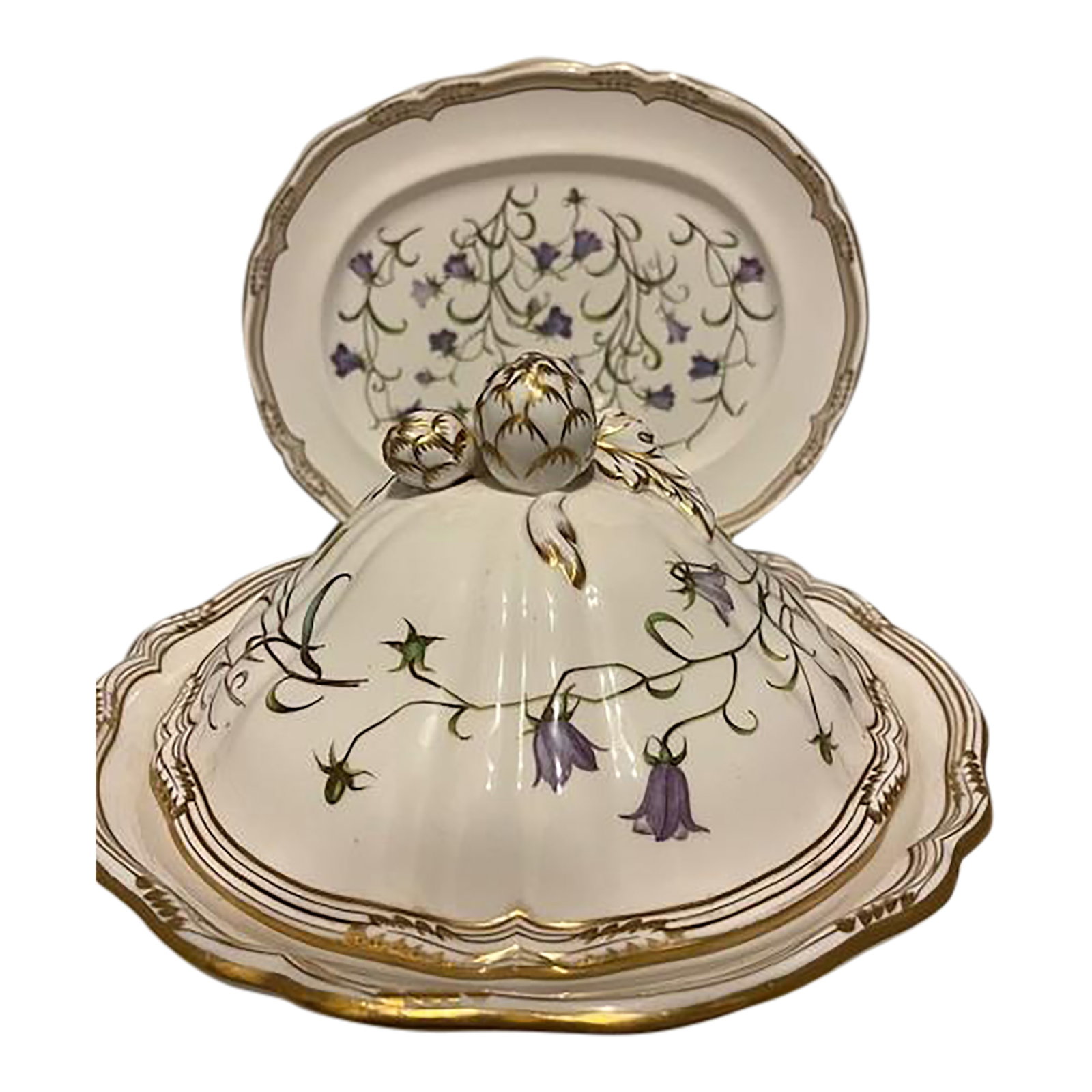 Late 20th Century Spode Campanula Round Covered Vegetable & Oval Serving Platter Blue Y8283-F: Beautiful set of Spode Campanula Round Covered Vegetable & Oval Serving Platter Blue Y8283-F both are in immaculate condition with no chips or scratches Condition: Alterations: Original Condition