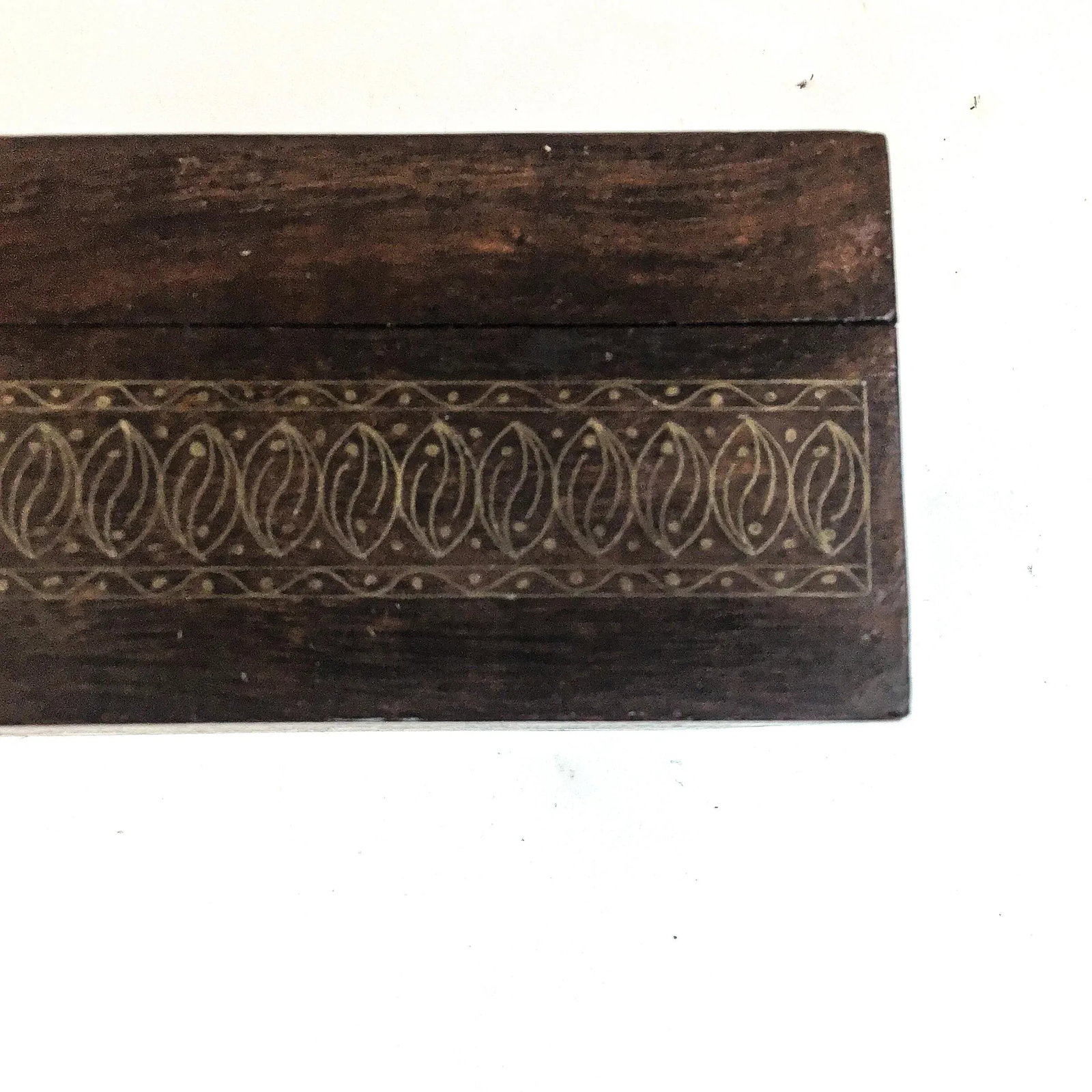 Vintage Large Mahogany Brass Inlaid Treasure Jewelry Box - 7