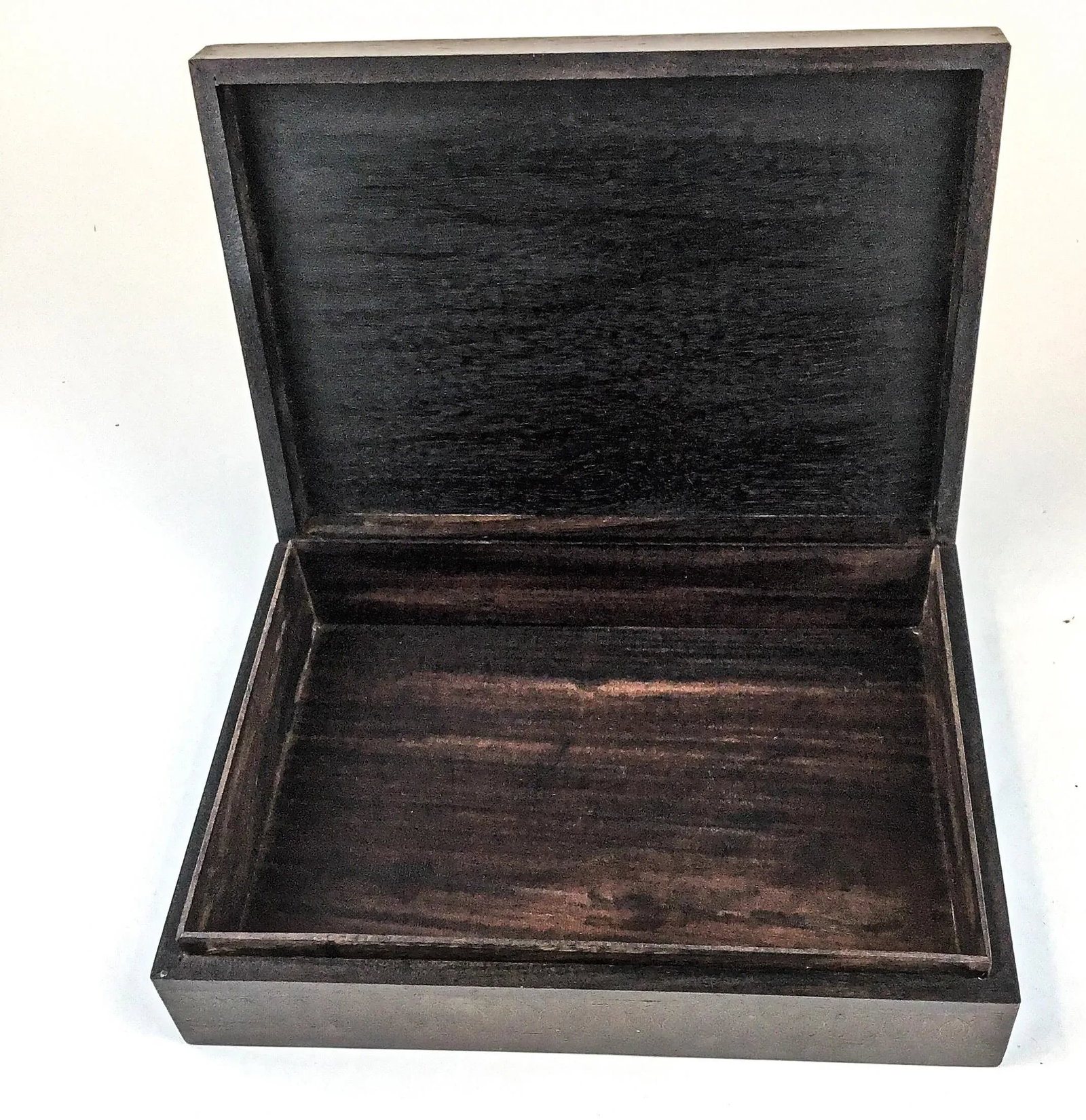 Vintage Large Mahogany Brass Inlaid Treasure Jewelry Box - 8