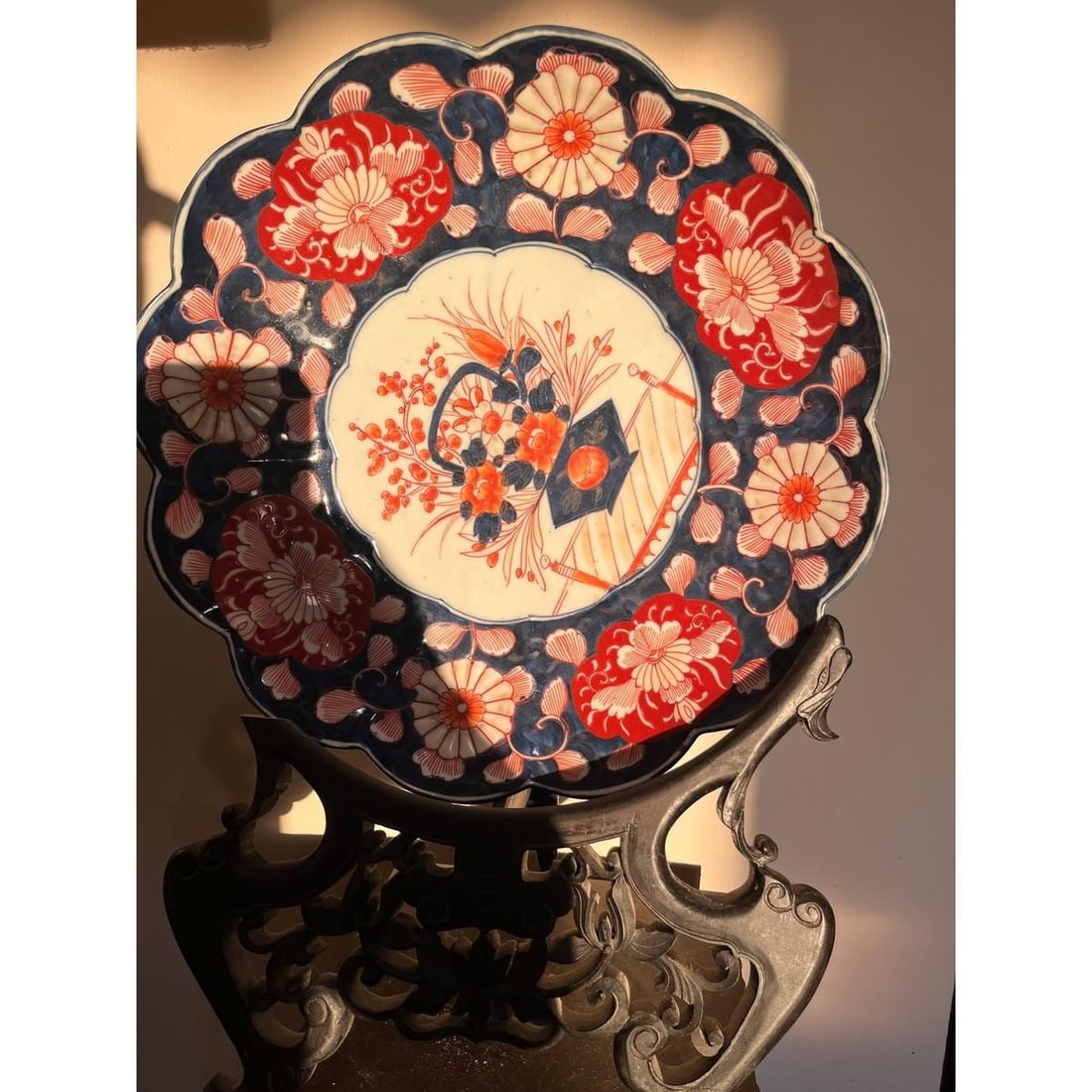 Large 14" Antique Japanese Imari Charger Meiji Period Scalloped Porcelain Plate - 3
