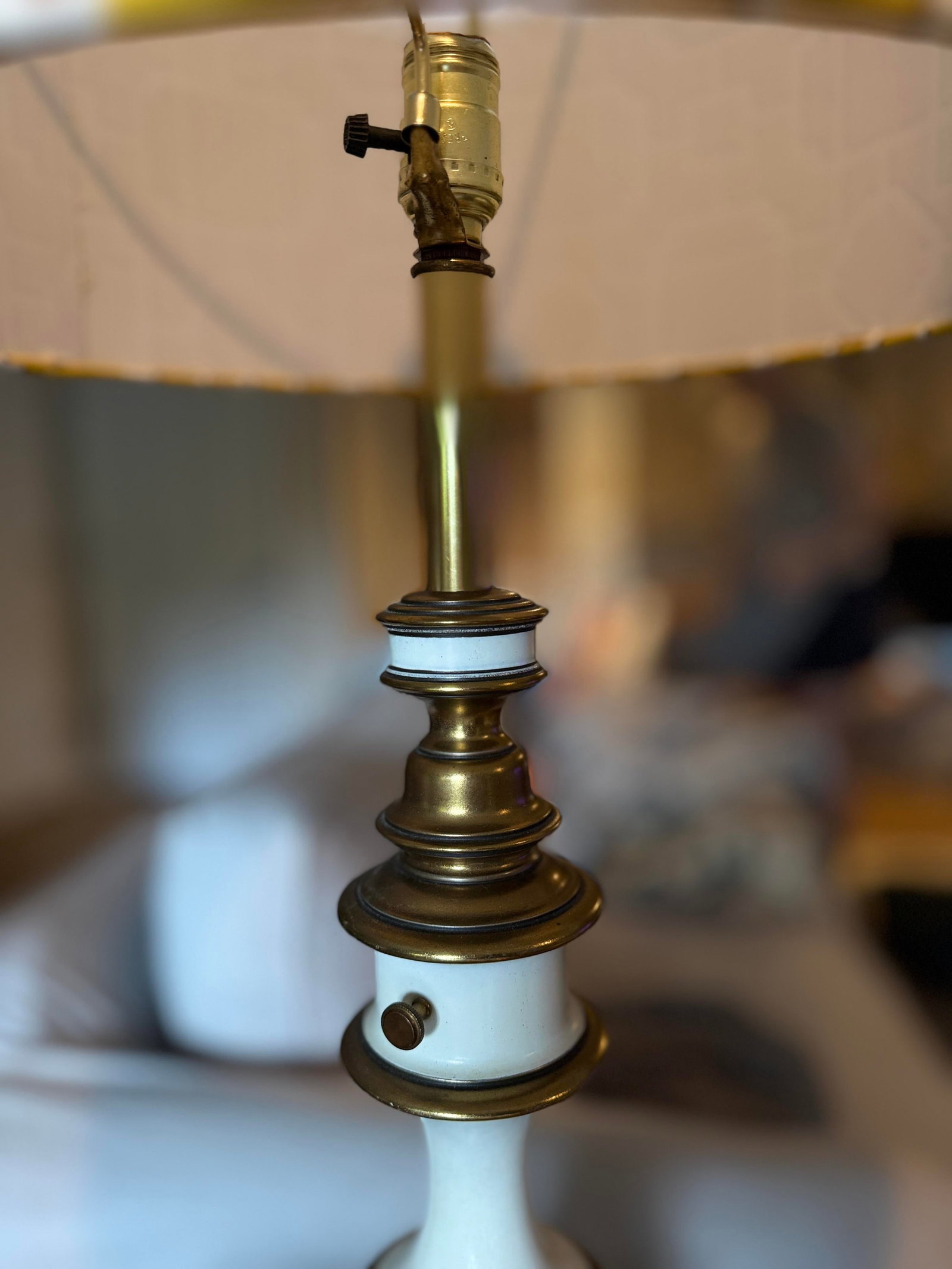 Vintage Stiffel Cream Enamel and Brass Lamp With Floral Lampshade - 5