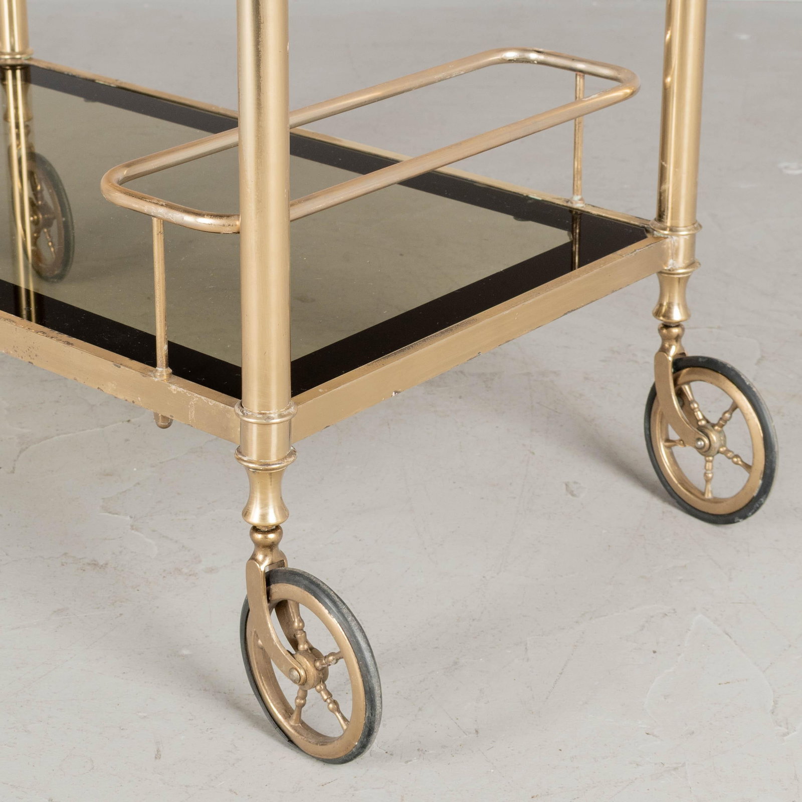 Italian Brass Bar Cart With Smoked Glass Shelves 1970s - 8