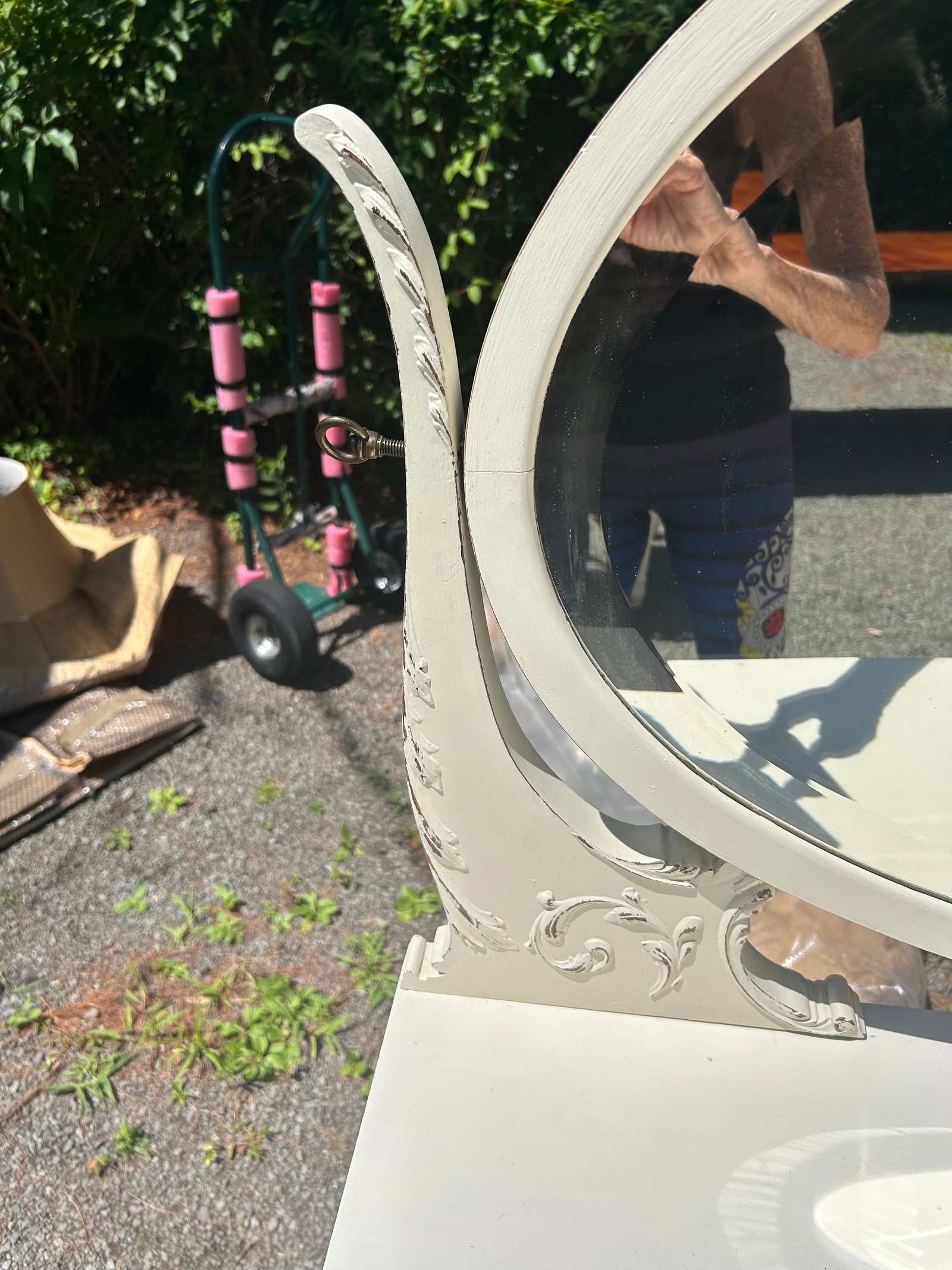 Charming White Painted Wood Vanity With Oval Mirror - 6