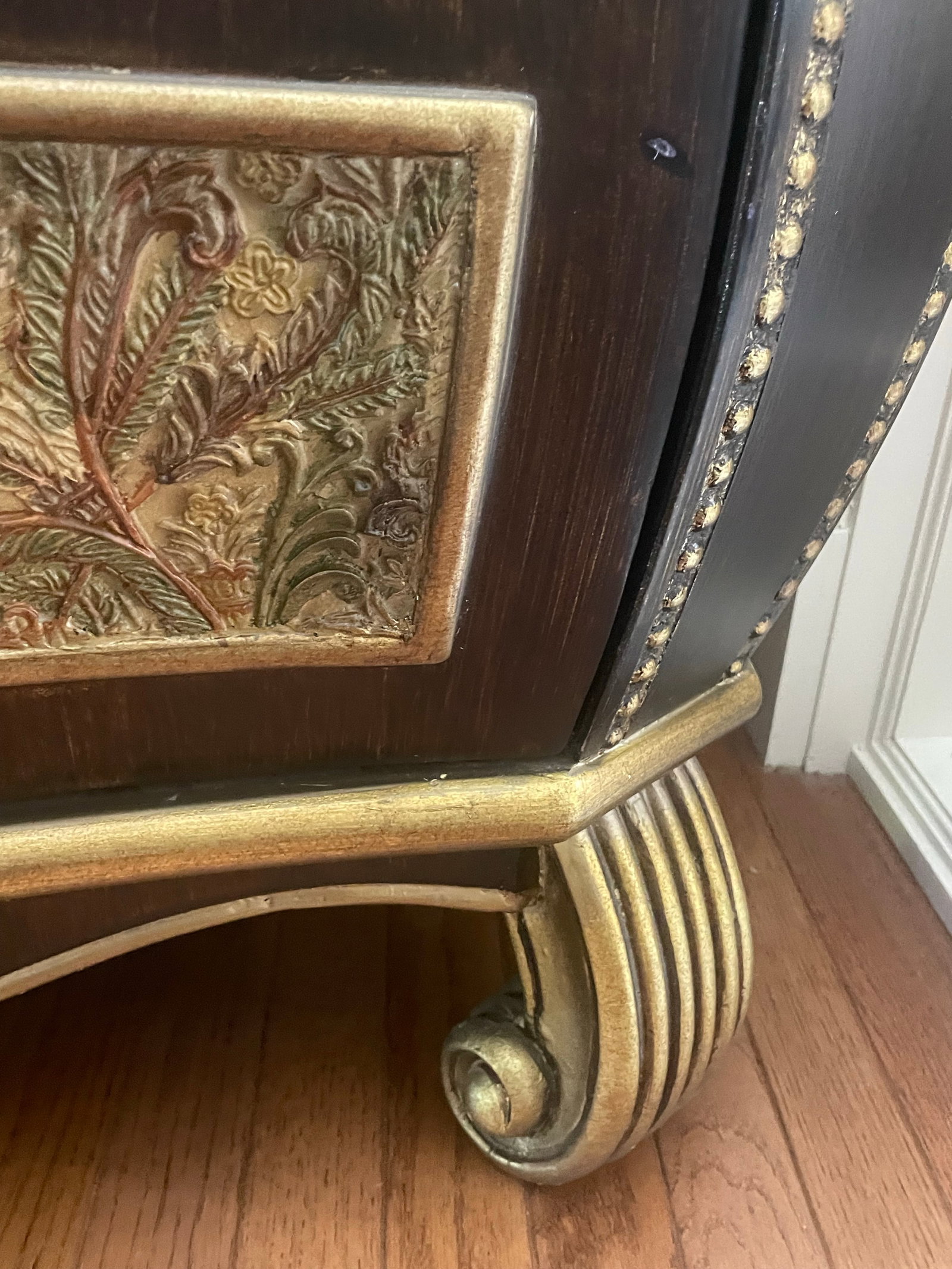 Late 20th Century Bombe Chest With Embossed Floral Panels, Gold Detail - Hollywood Regency Style - 8