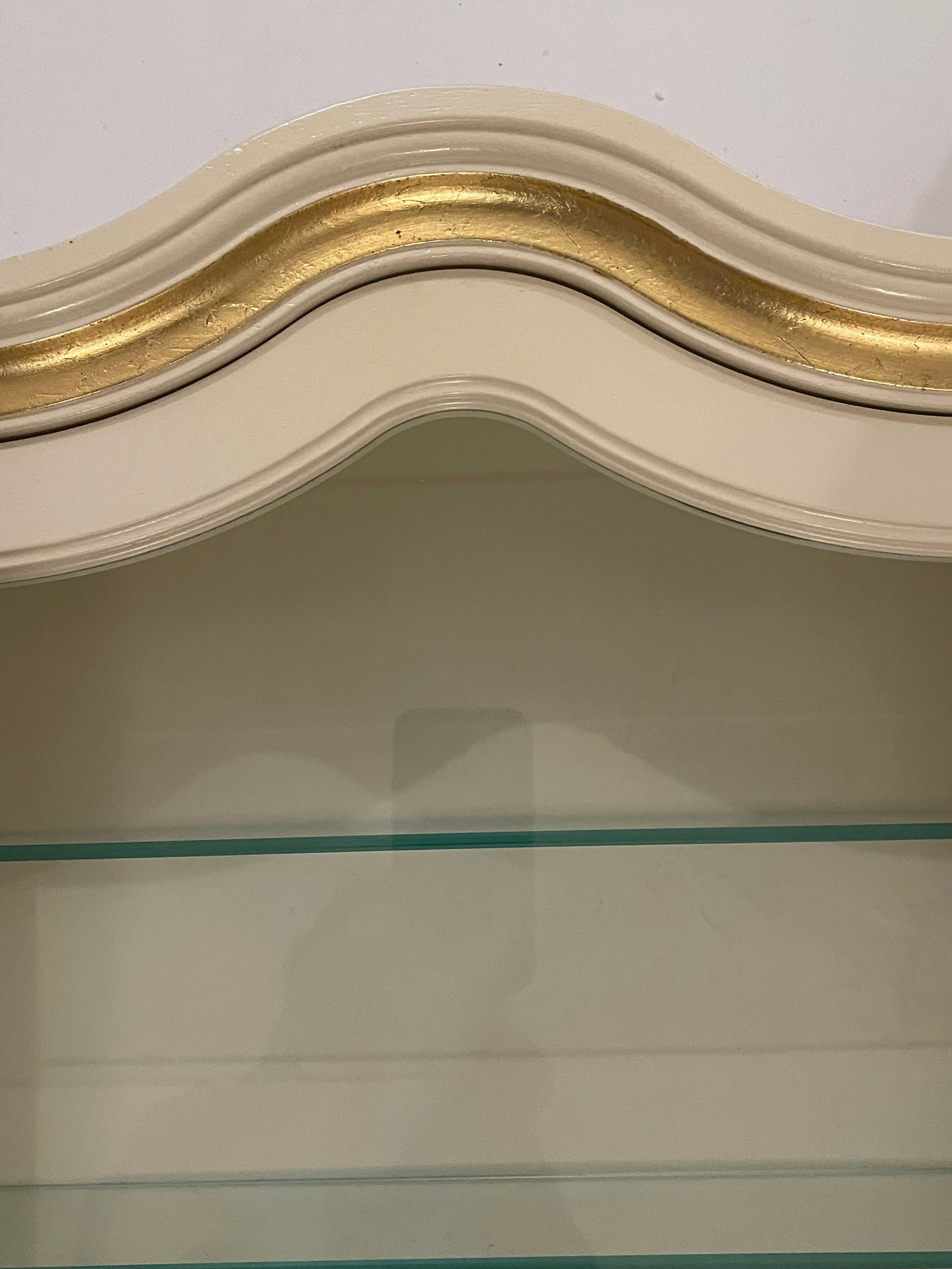 1960s Hollywood Regency White Wall Vitrine Display Case - 2