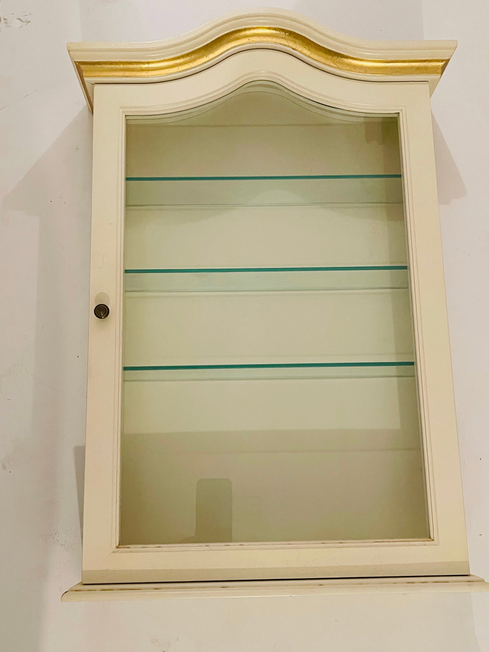 1960s Hollywood Regency White Wall Vitrine Display Case - 4