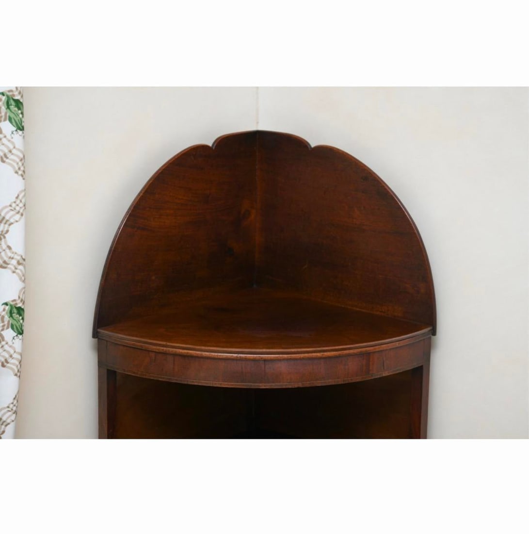 Early 20th Century Empire Style Mahogany Corner Etagere - 2