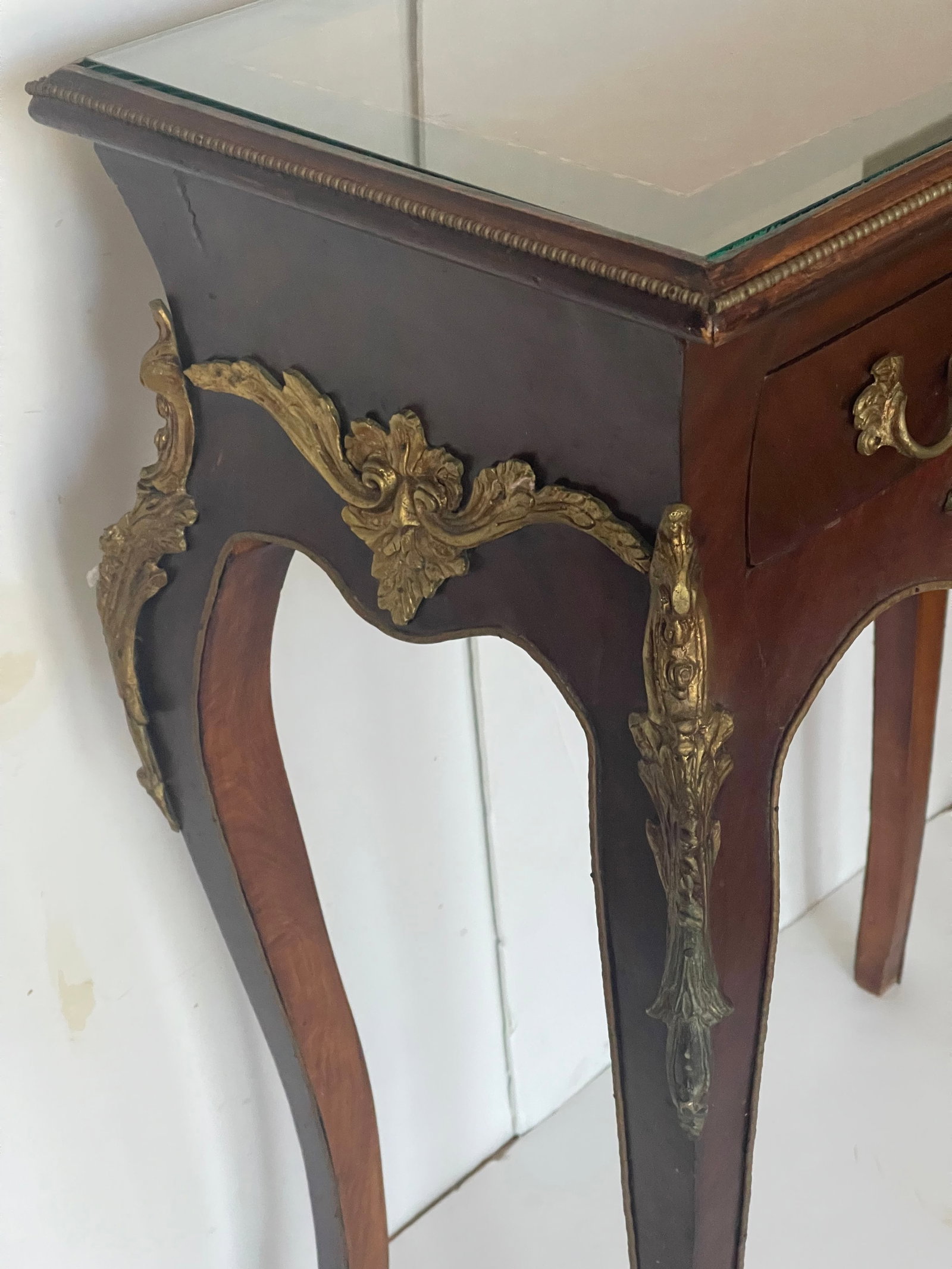 Reduced- 1920s French Louis XVI Style Ormolu Side Table With a Drawer and Inlay - 3