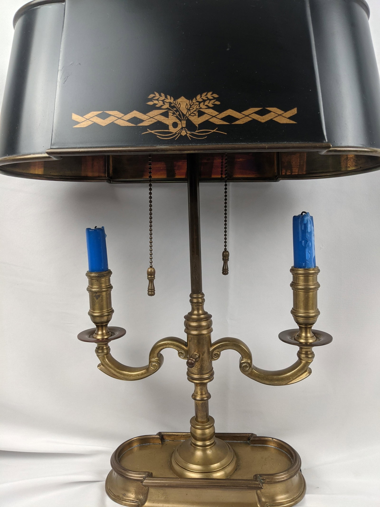 Wildwood Vintage Brass Bouillotte Style Two-Light Table Lamp With Black Tole Shade and Gilt Decorati - 14
