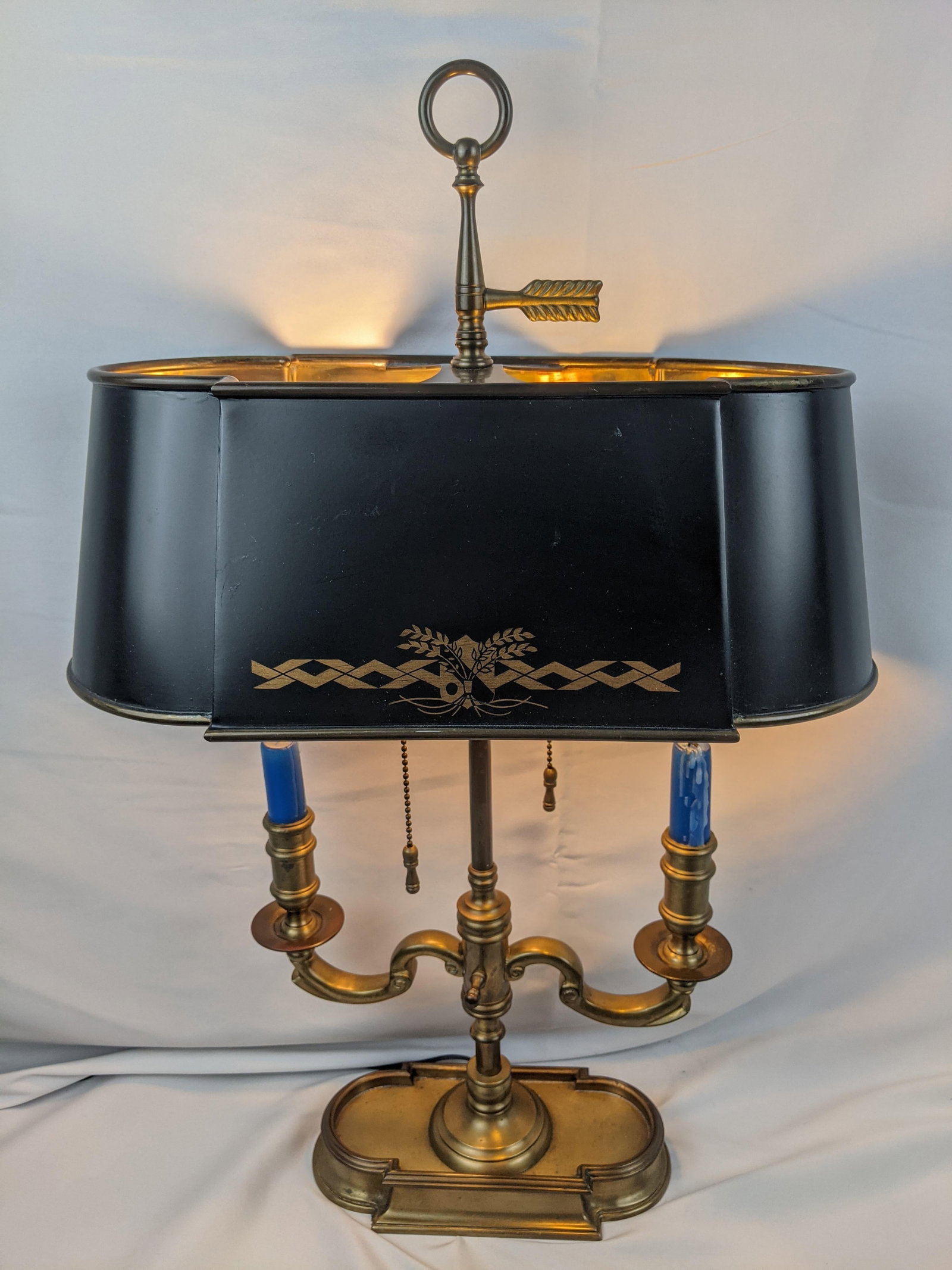 Wildwood Vintage Brass Bouillotte Style Two-Light Table Lamp With Black Tole Shade and Gilt Decorati - 15
