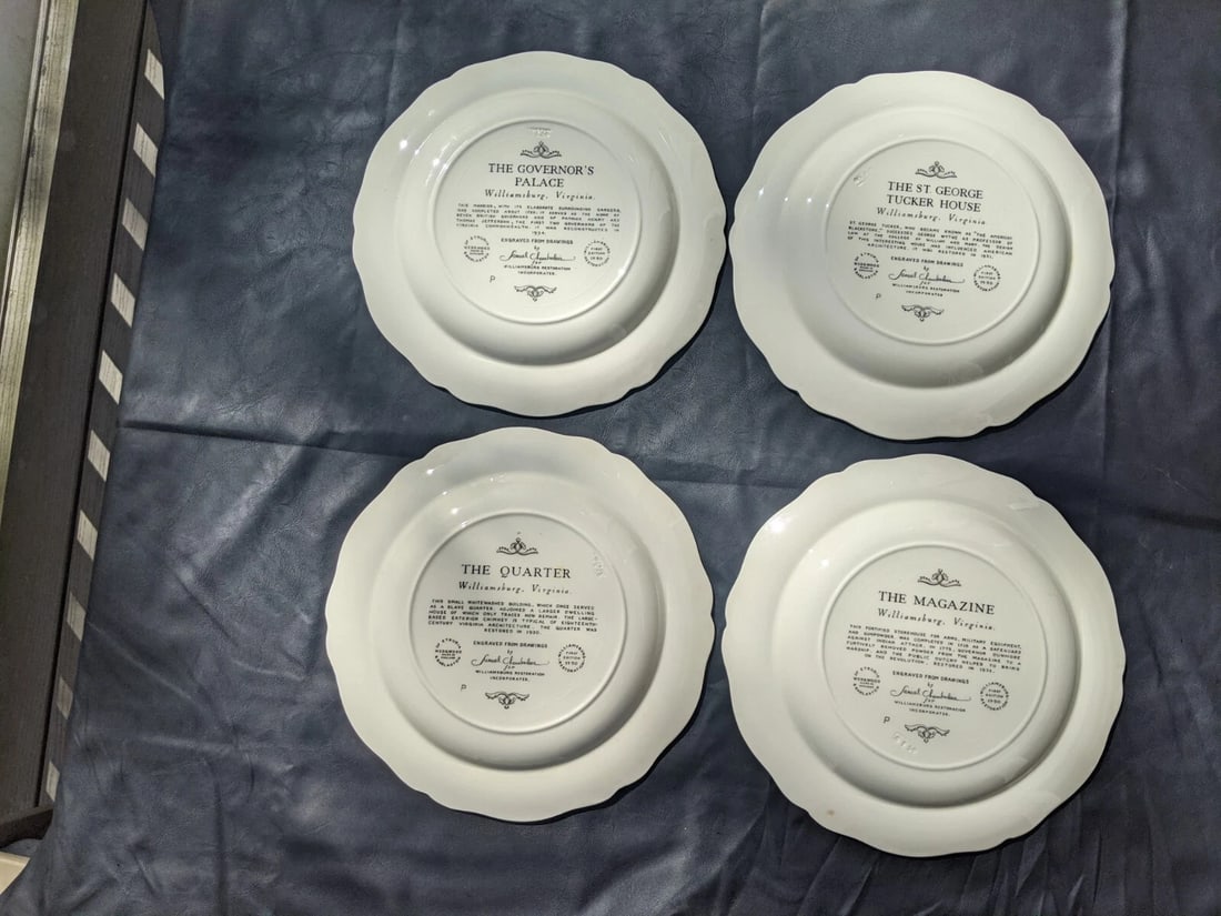 Mid 20th Century English Wedgwood Williamsburg Restoration Transferware Plates, Set of 12 - 14