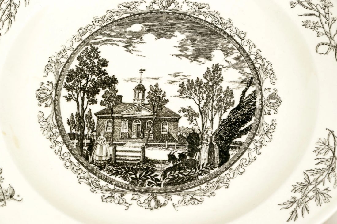 Mid 20th Century English Wedgwood Williamsburg Restoration Transferware Plates, Set of 12 - 8